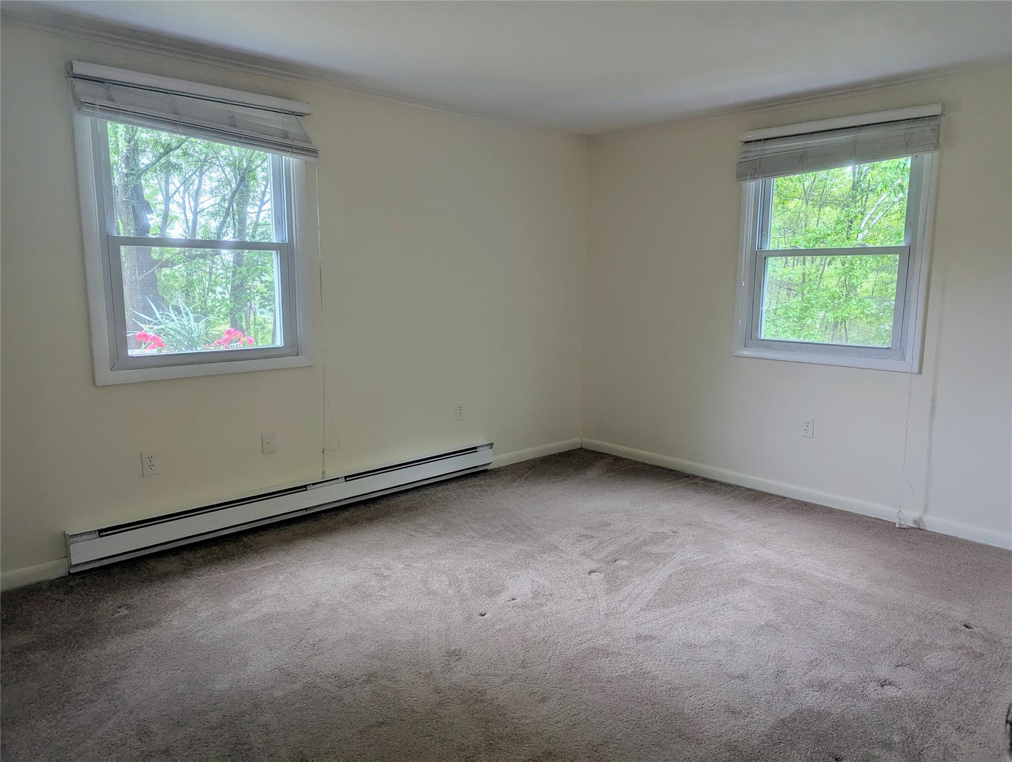 #19 photo, 34 Hide Away Lane, Bloomingburg , NY 12721