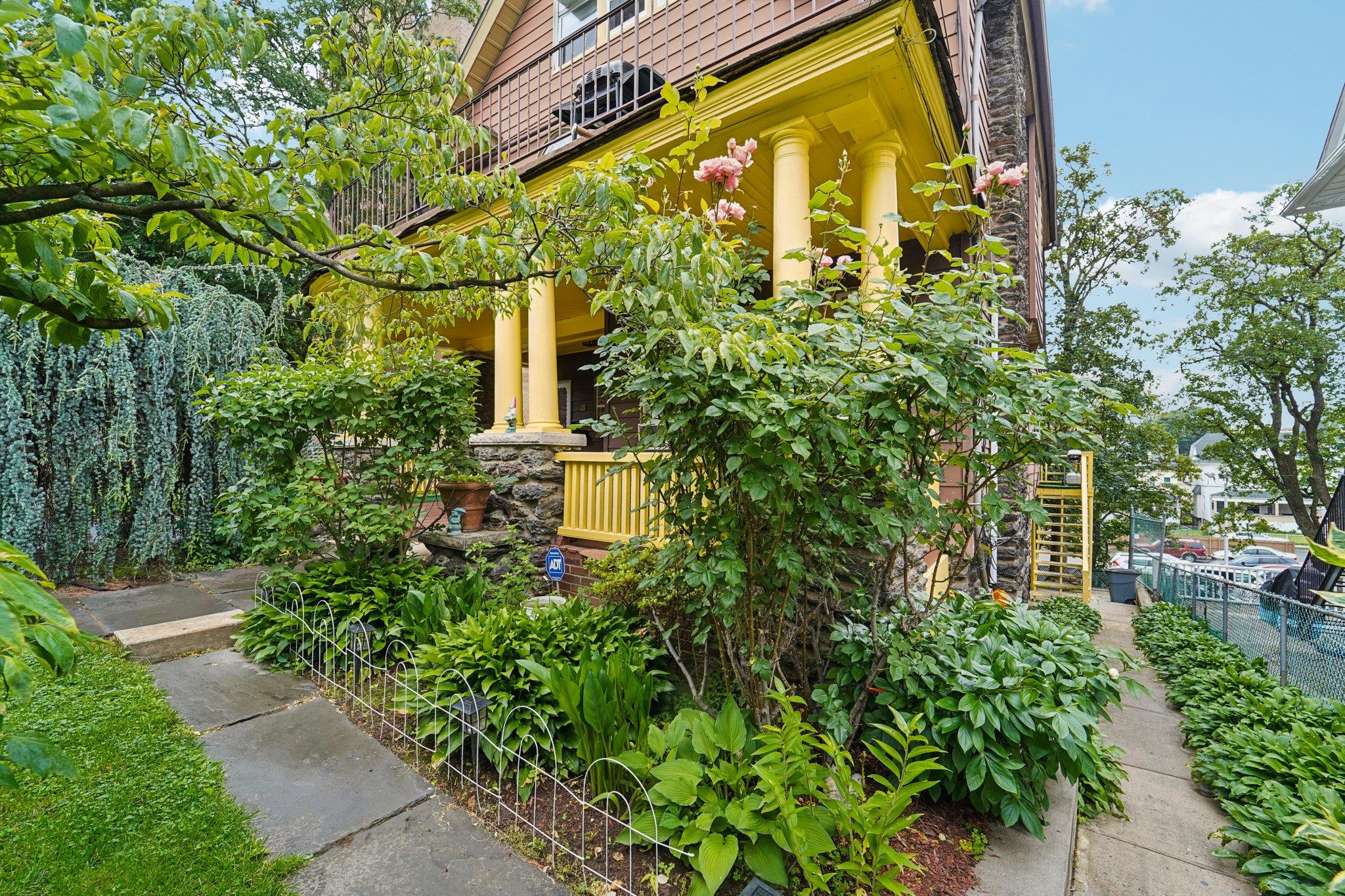 #3 photo, 227 Valentine Lane, Yonkers , NY 10705