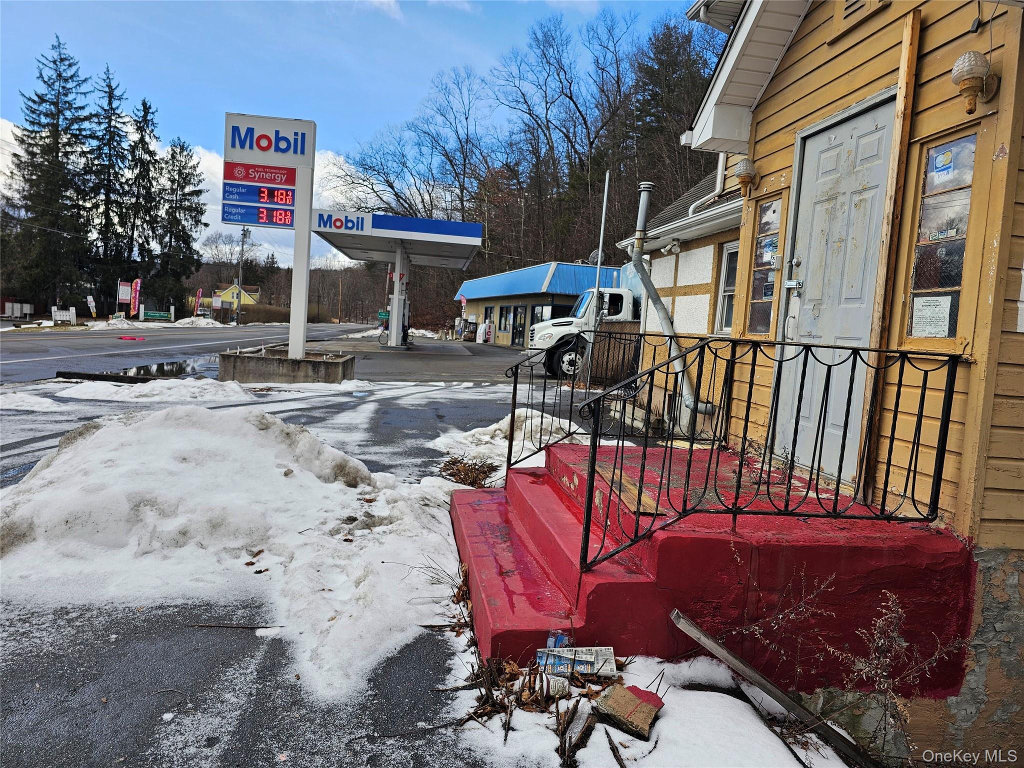 #8 photo, 211 S Main Street, Ulster Park , NY 12428