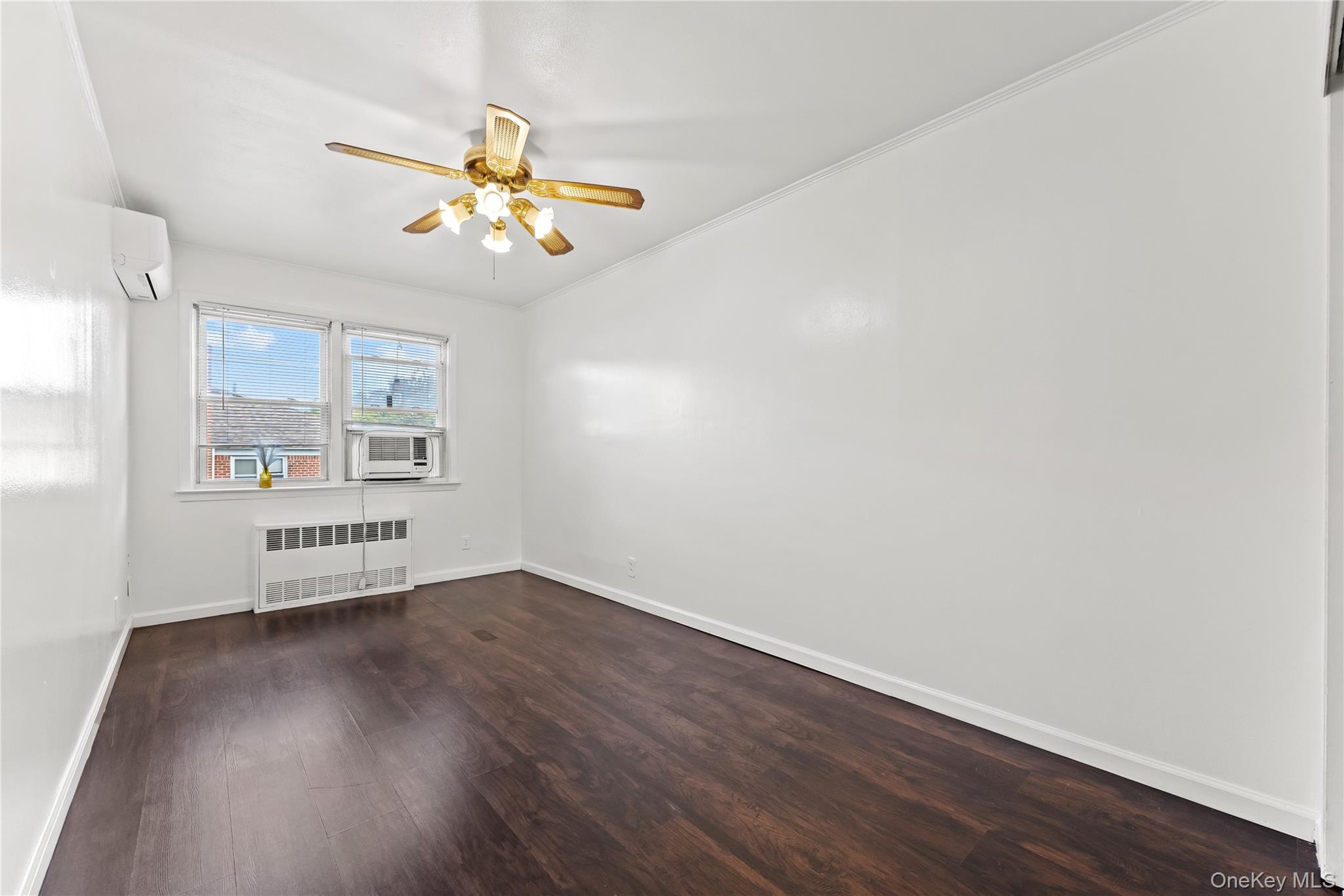 #14 photo, 5-39 117 Street, クイーンズ区 College Point , NY 11356