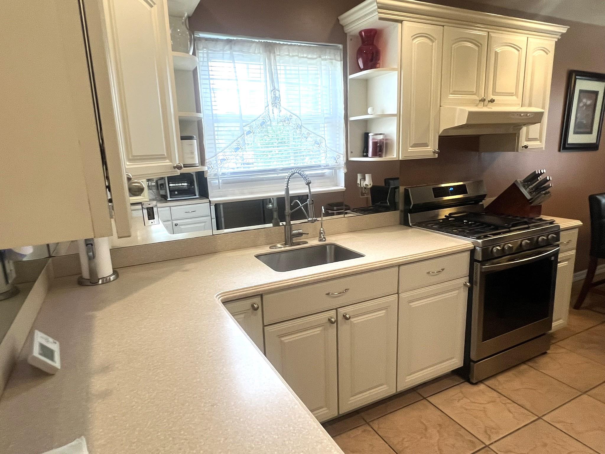 #15 photo, 67 De Sibio Place, Inwood , NY 11096