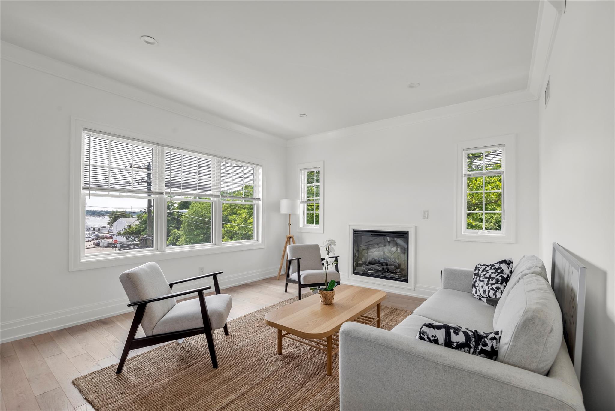 #2 photo, 22 Sagamore Hill Drive, ナッソー郡 Port Washington , NY 11050