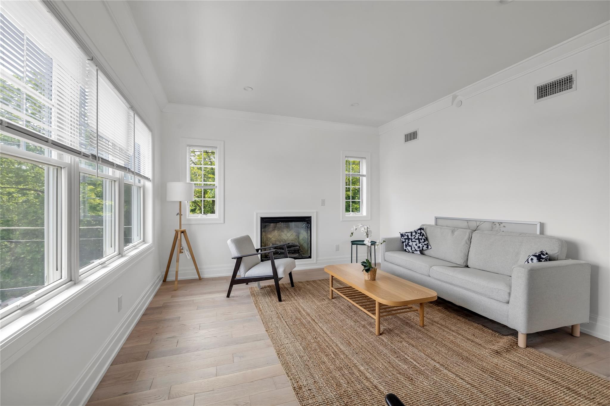 #3 photo, 22 Sagamore Hill Drive, ナッソー郡 Port Washington , NY 11050