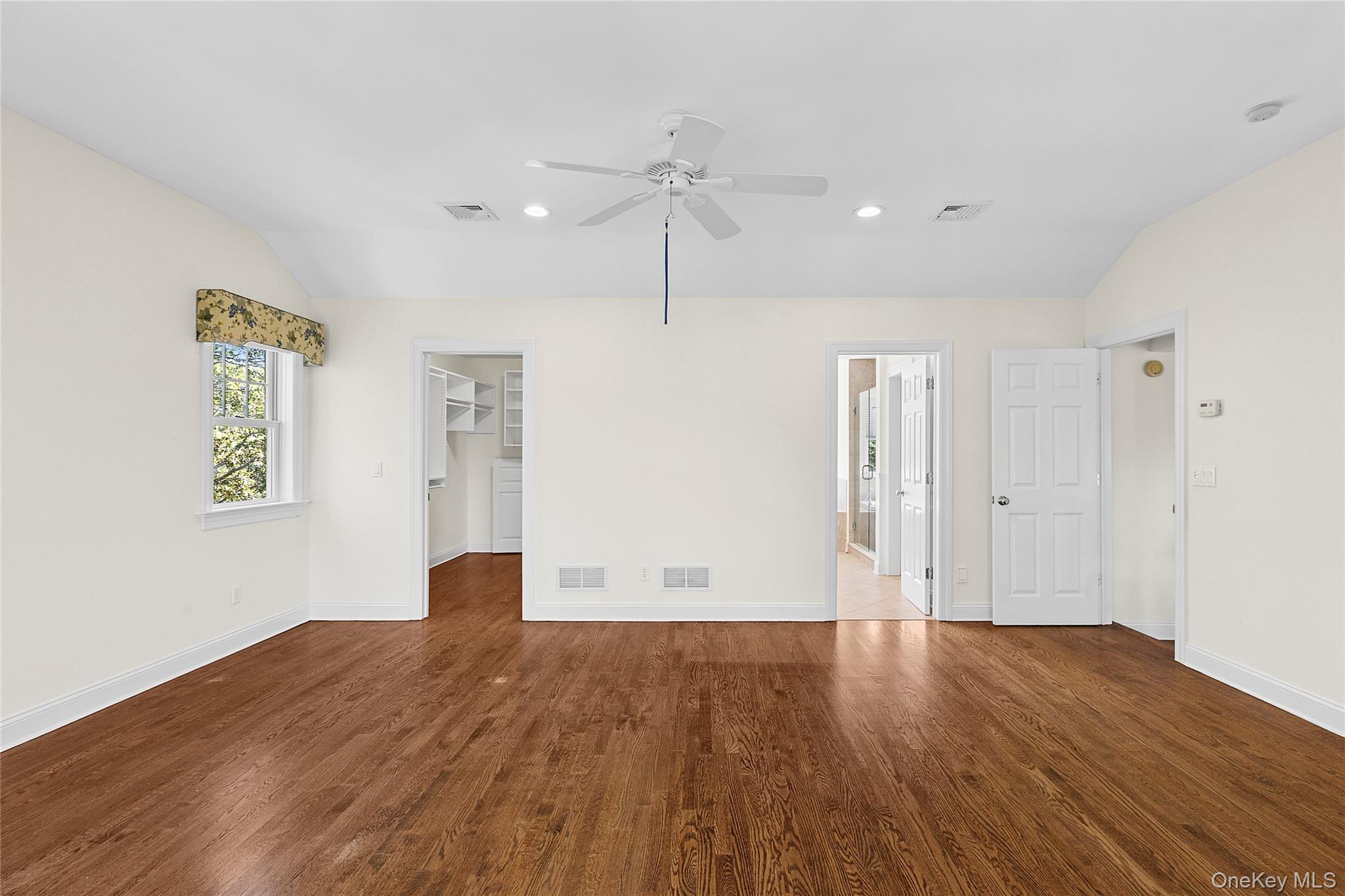 #20 photo, 22 Old Trail Road, サフォーク郡 Water Mill , NY 11976