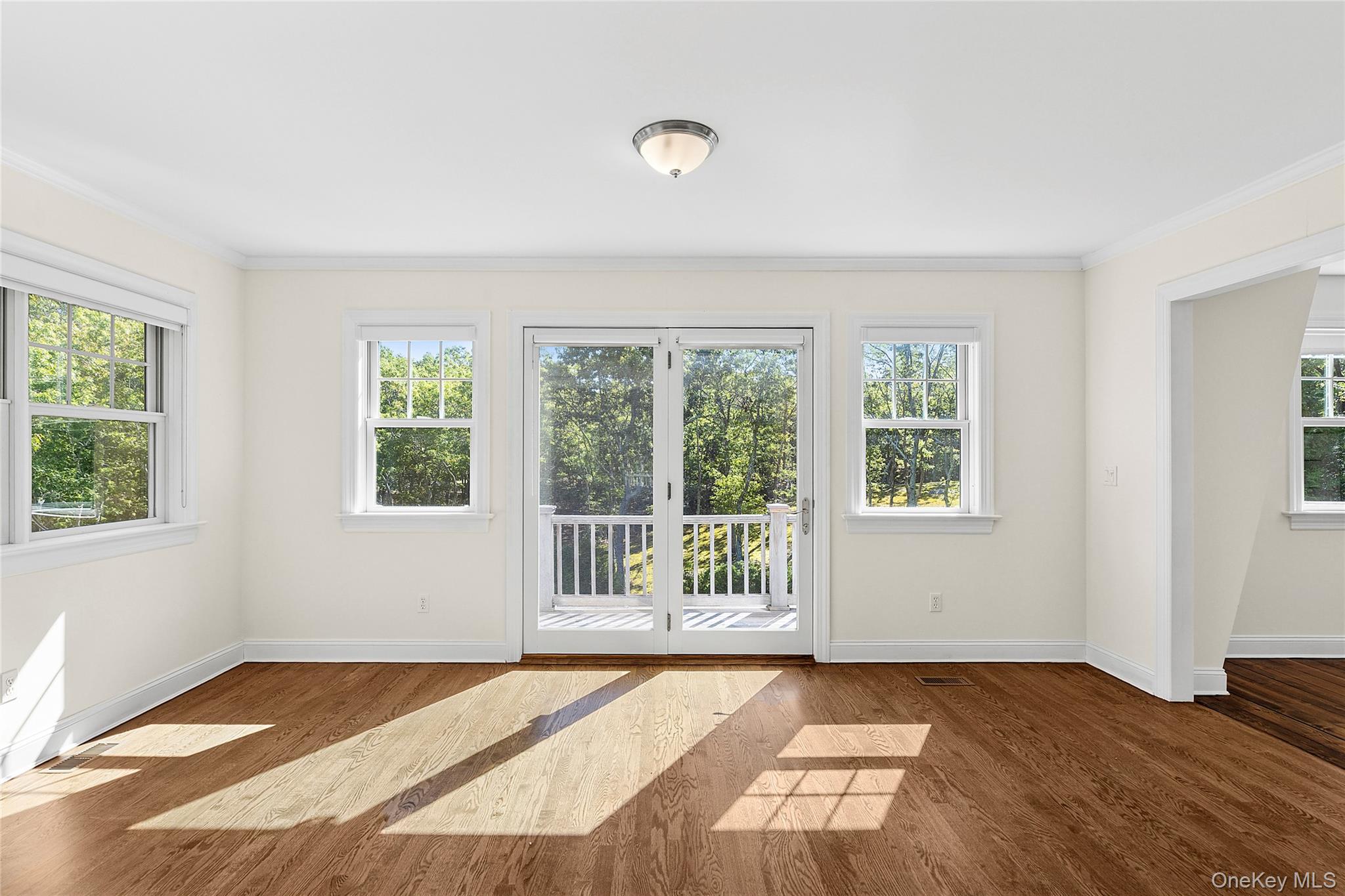 #9 photo, 22 Old Trail Road, サフォーク郡 Water Mill , NY 11976