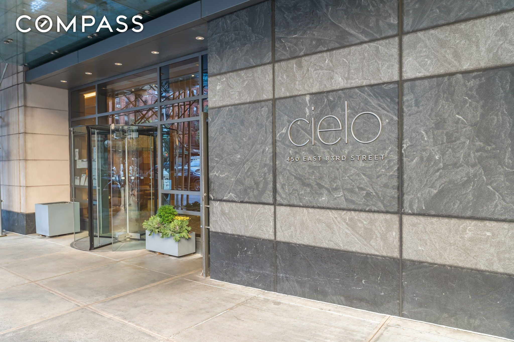 #7 photo, 450 E 83rd Street, マンハッタン Upper East Side , NY 10028