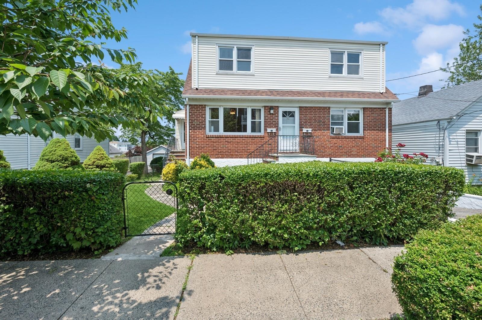#1 photo, 151 aka 149 Stone Avenue, 紐約州 Yonkers , NY 10701