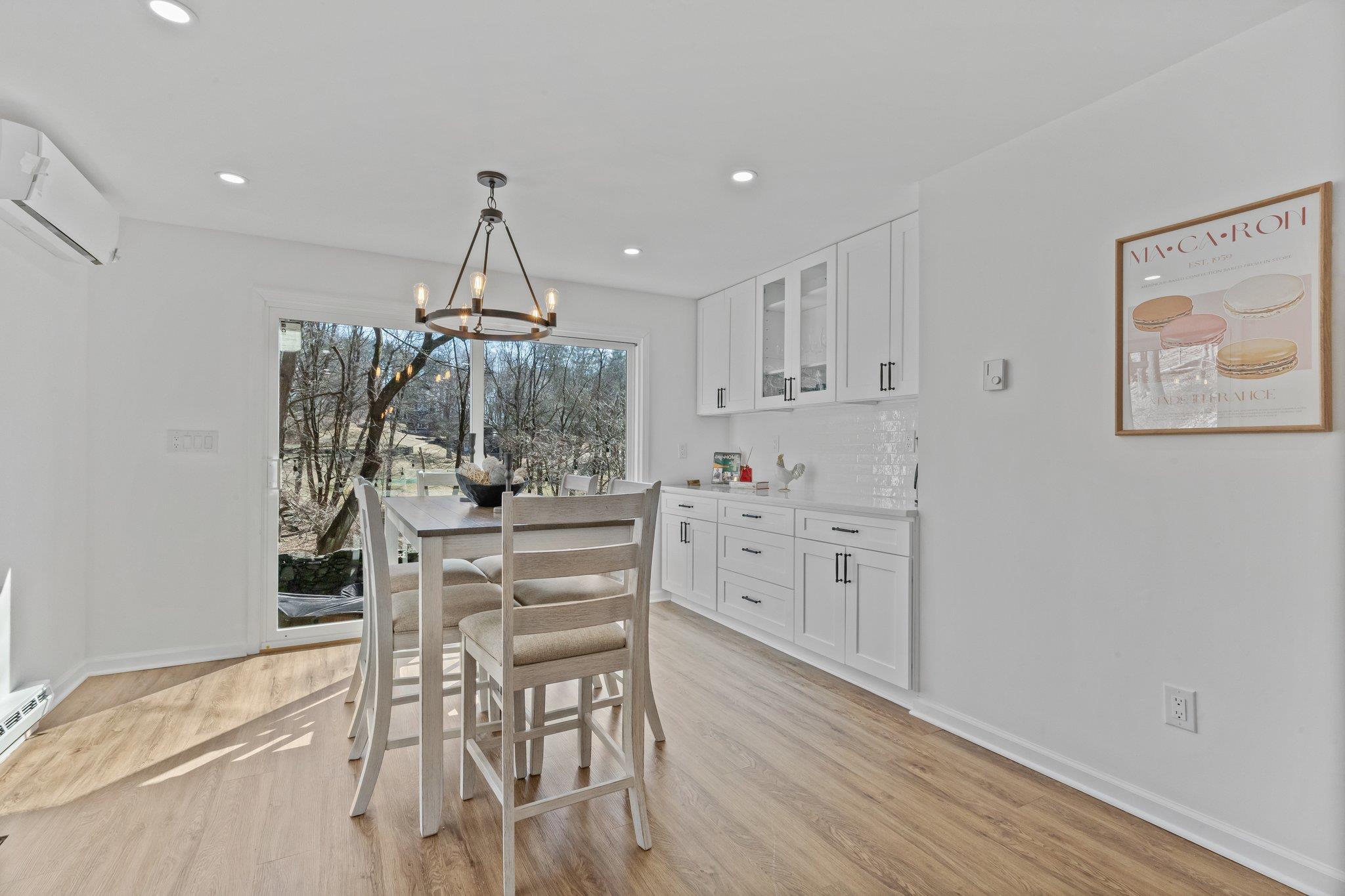 #16 photo, 200 Chestnut Ridge (A) Road, Bedford Corners , NY 10549