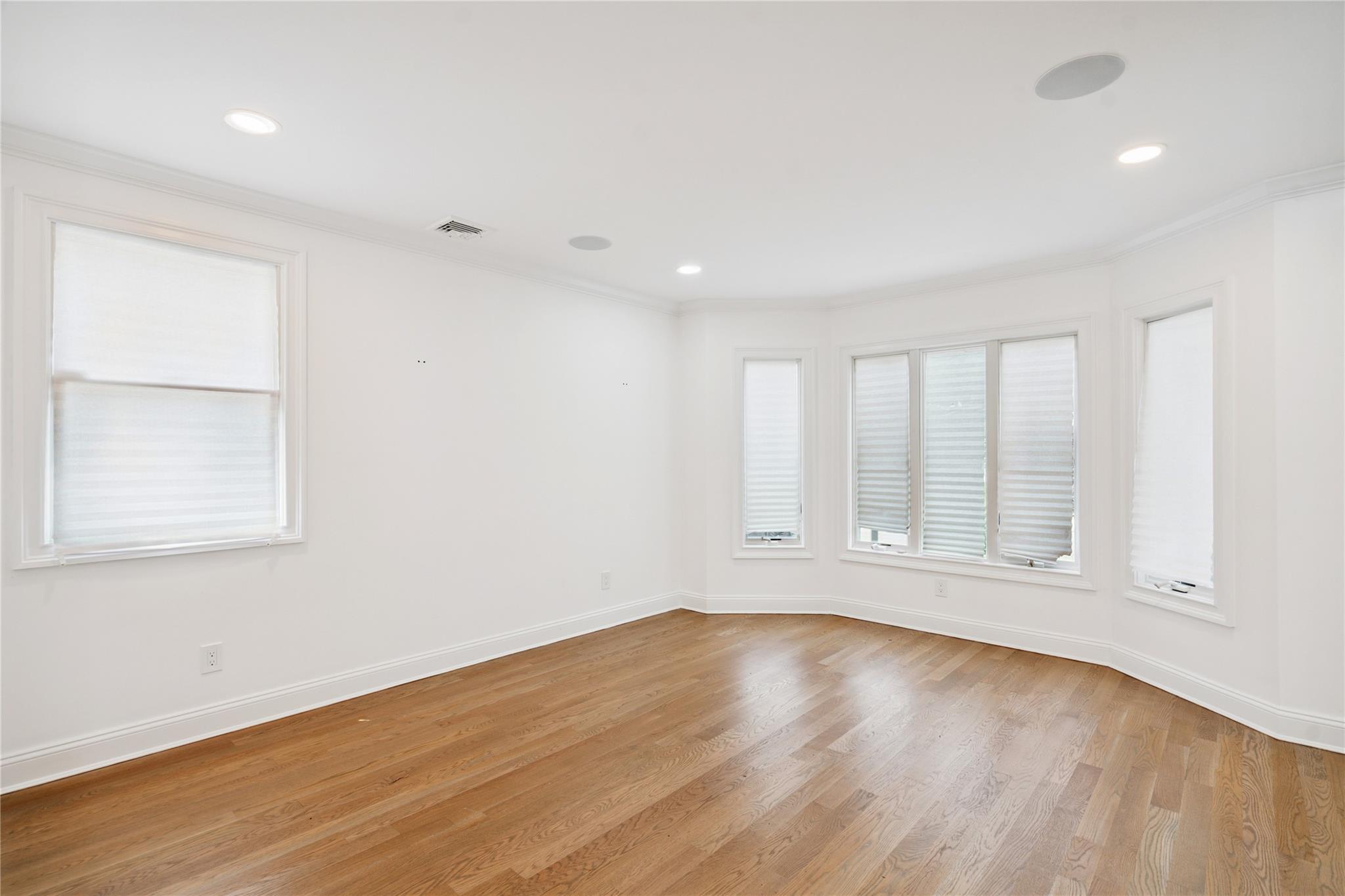 #16 photo, 35 Birchwood Park Drive, 长岛 塞奥瑟 Syosset , NY 11791