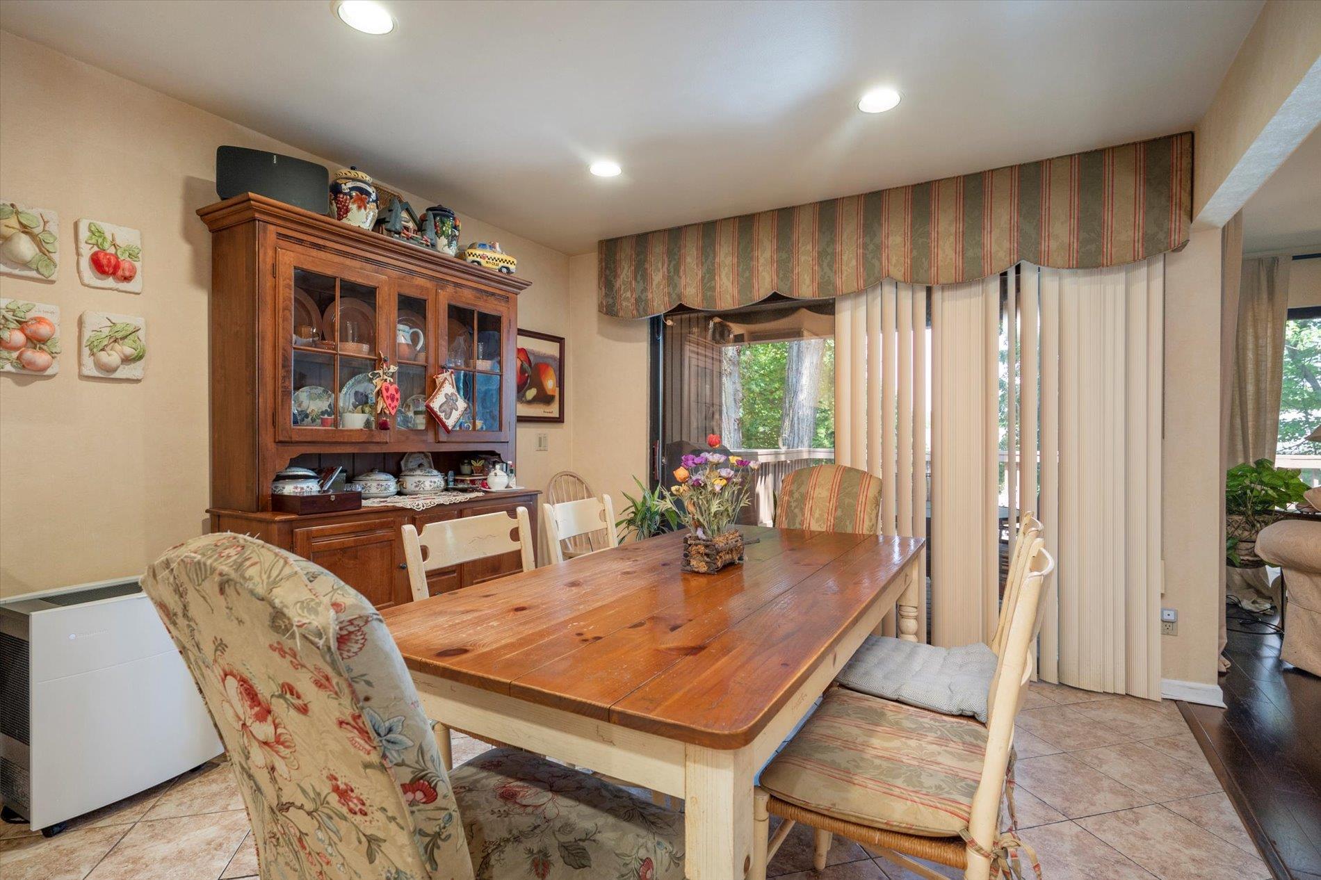 #11 photo, 70 Short Way, Roslyn Heights , NY 11577