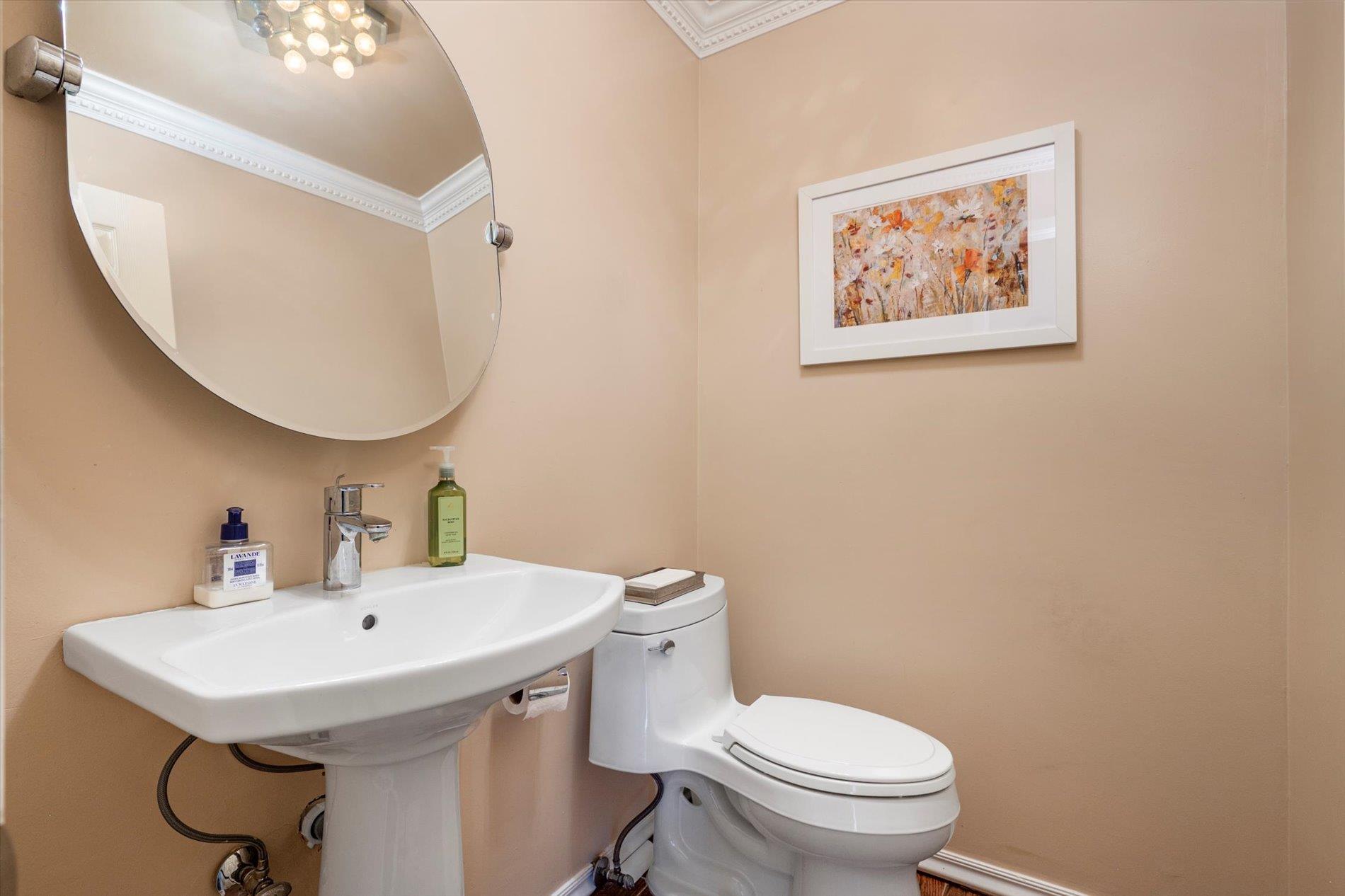 #13 photo, 70 Short Way, Roslyn Heights , NY 11577