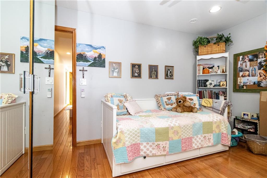 #18 photo, 7007 Narrows Avenue, Brooklyn , NY 11209