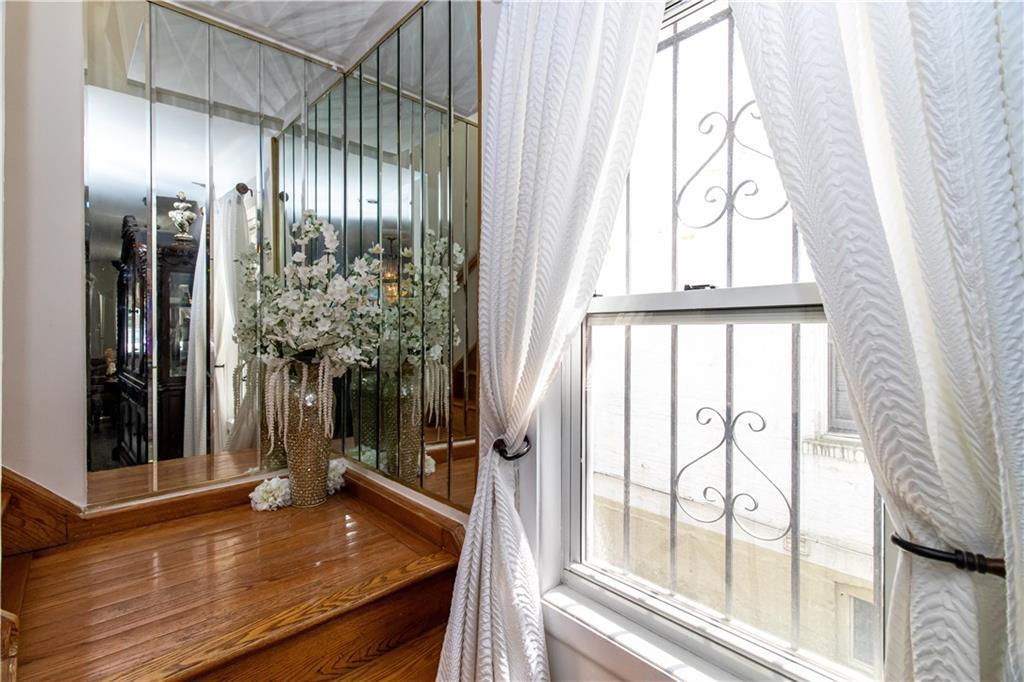 #7 photo, 7007 Narrows Avenue, Brooklyn , NY 11209