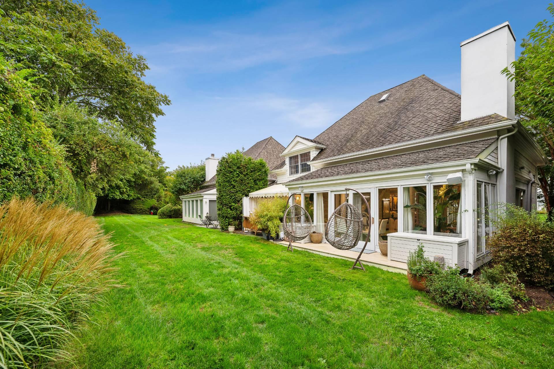 #19 photo, 545 Hampton Road, سوفولك Southampton , NY 11968