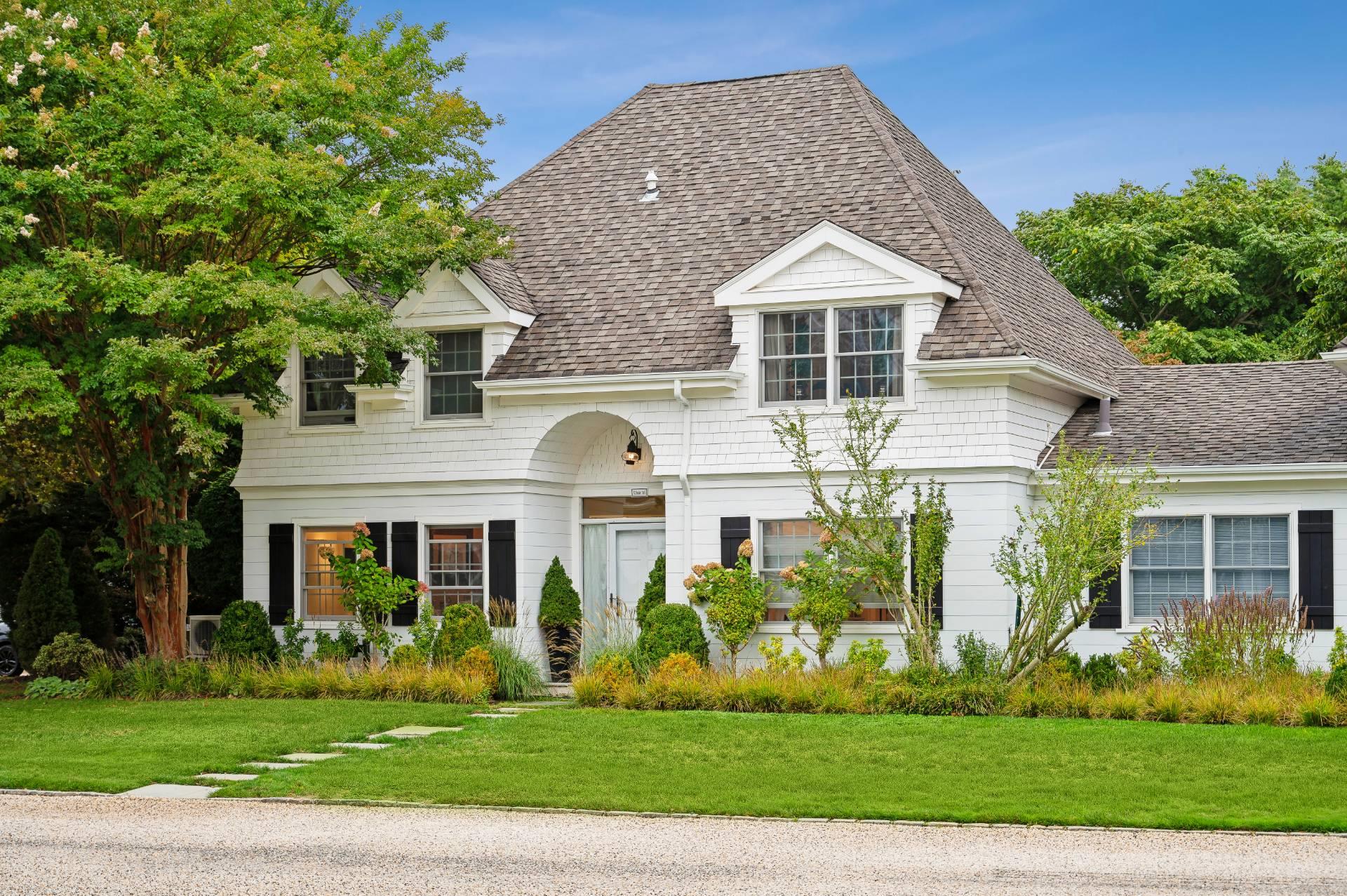 #3 photo, 545 Hampton Road, سوفولك Southampton , NY 11968