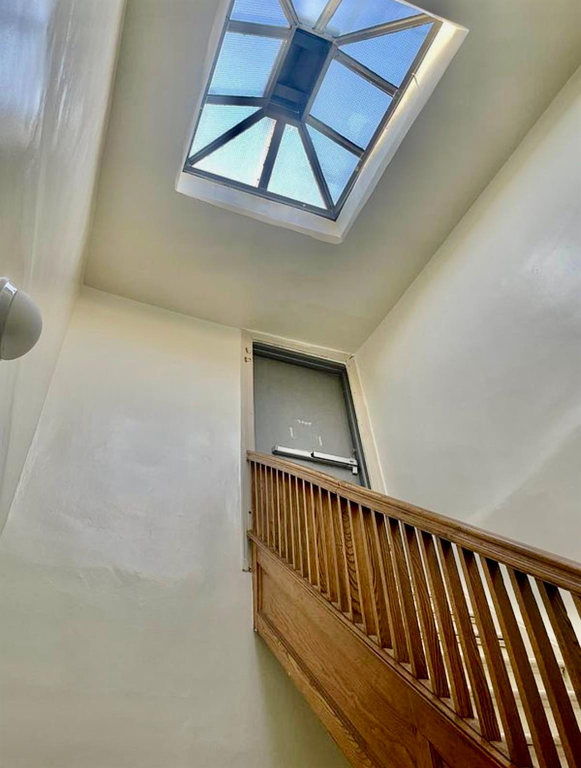 #16 photo, 3234 44th Street, クイーンズ区 Astoria , NY 11103