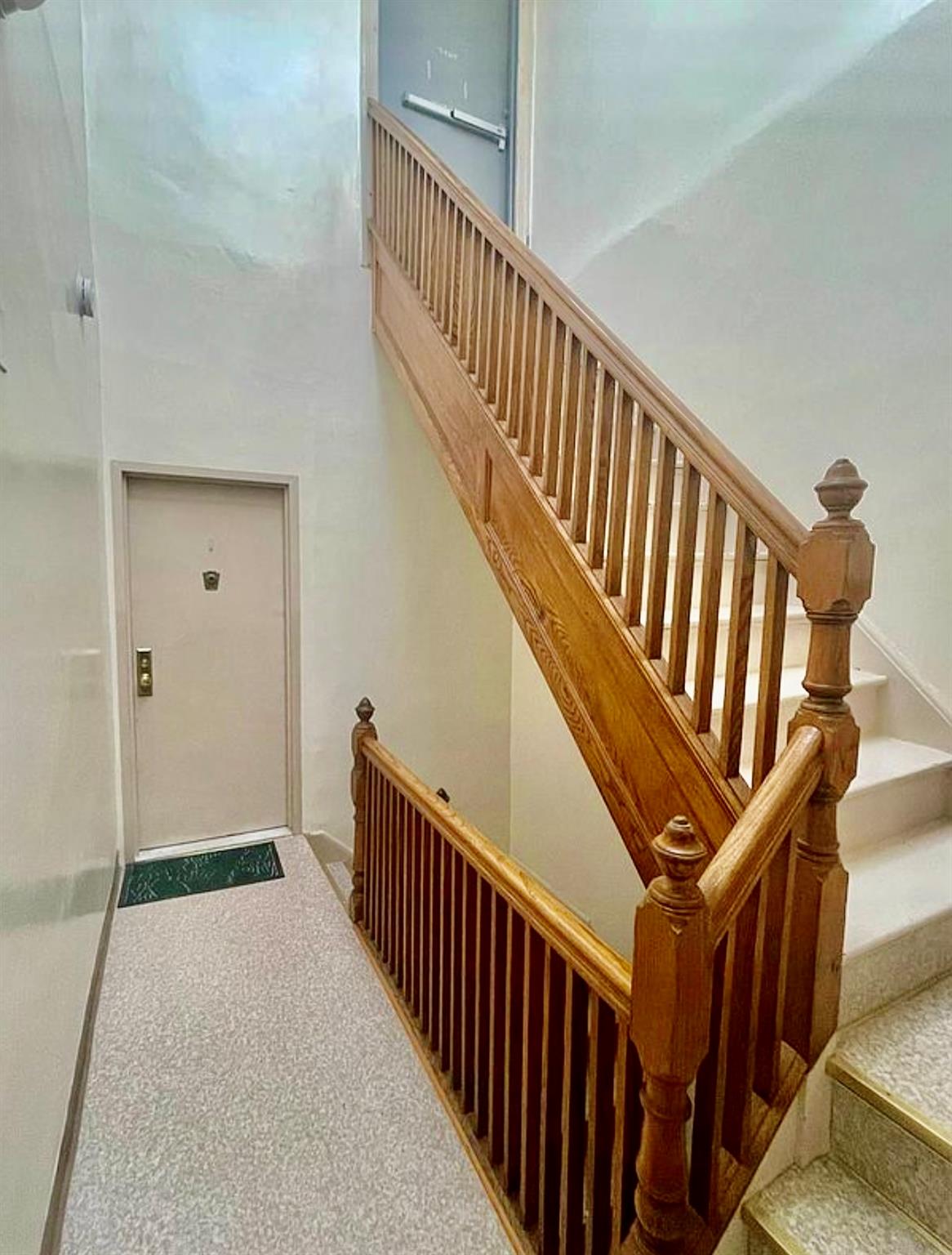 #17 photo, 3234 44th Street, クイーンズ区 Astoria , NY 11103