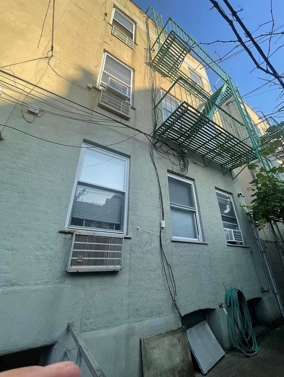 #8 photo, 3234 44th Street, クイーンズ区 Astoria , NY 11103