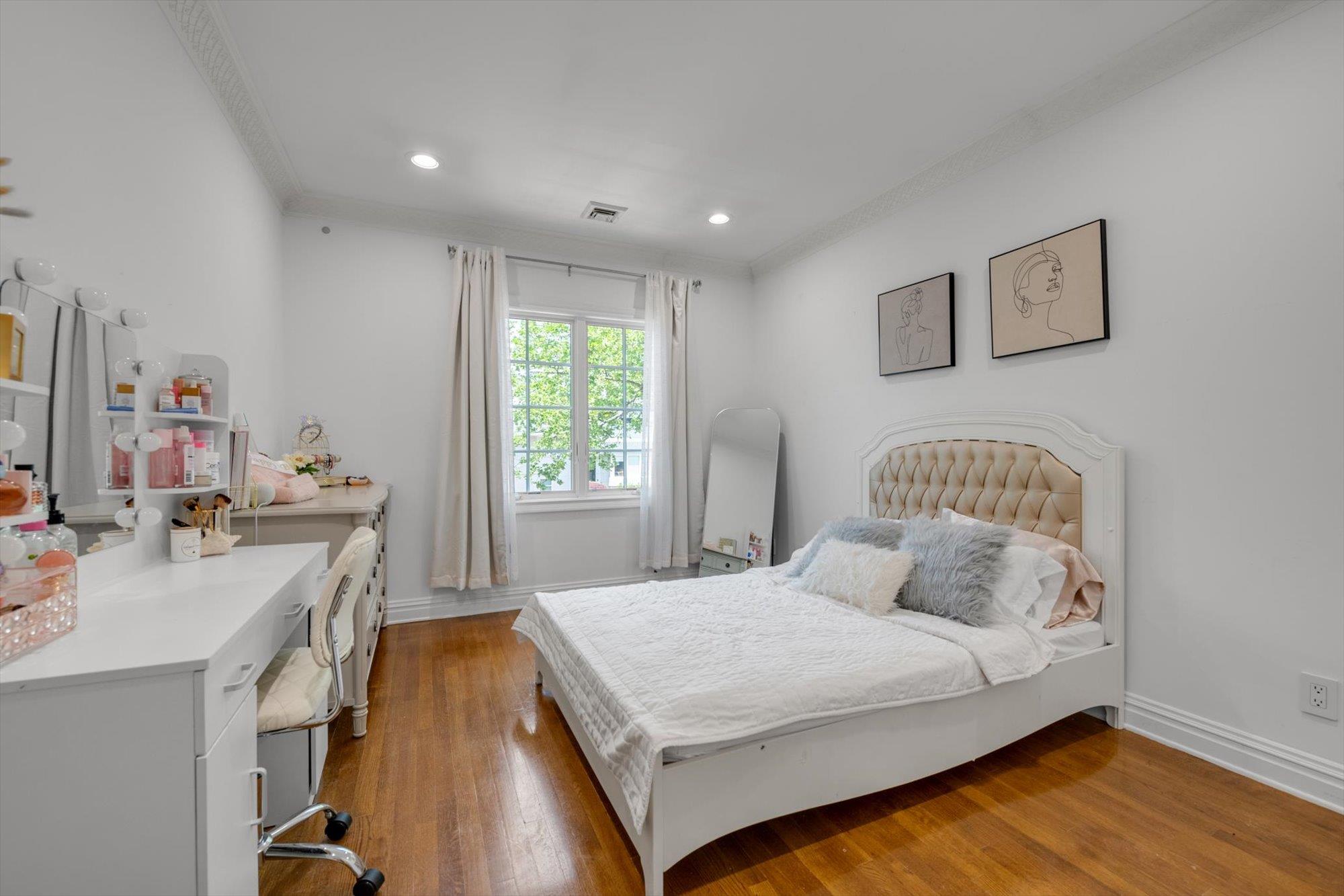 #16 photo, 760 Hillcrest Place, ナッソー郡 North Woodmere , NY 11581