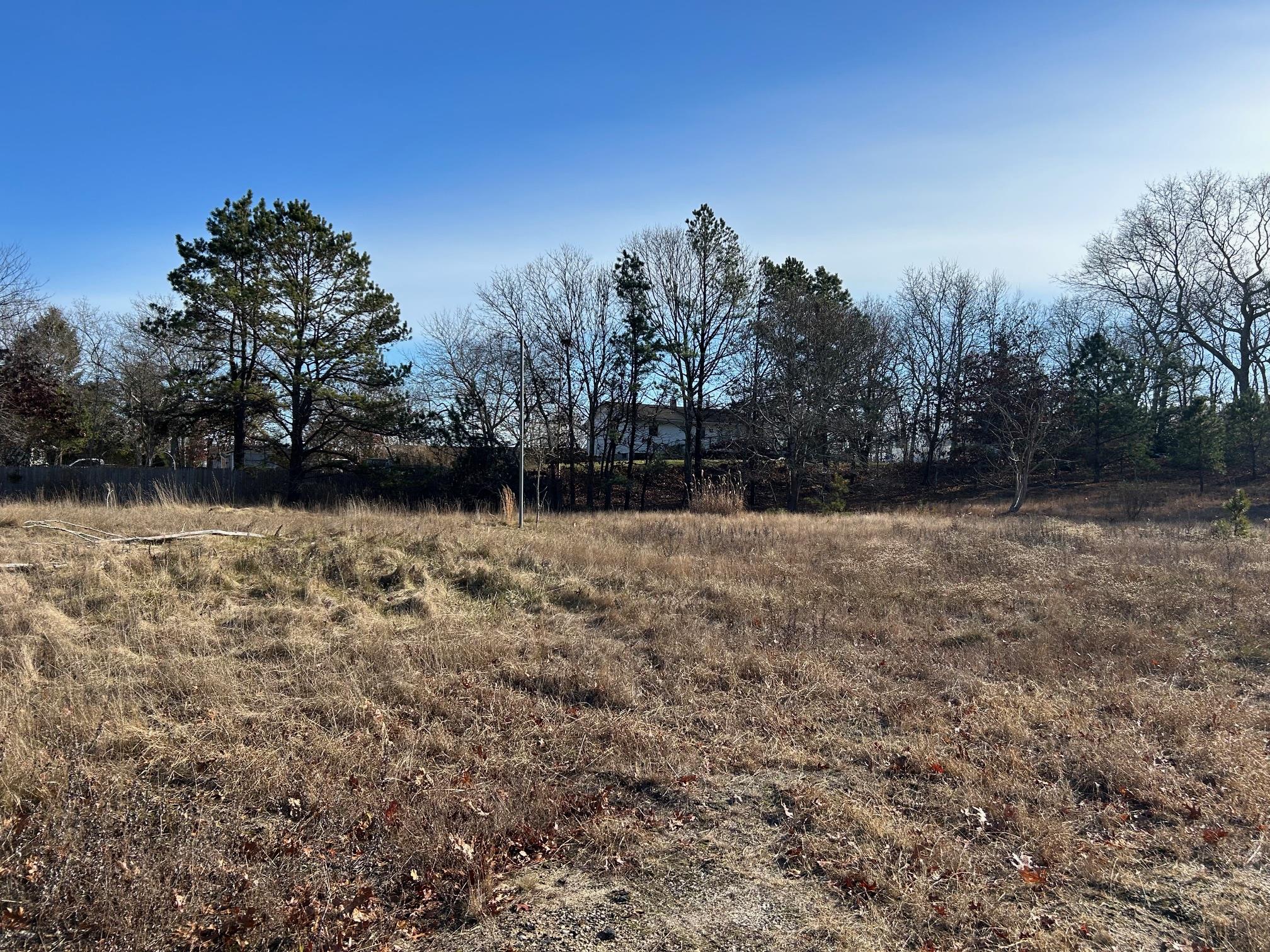 #11 photo, 267 Old Country Road, サフォーク郡 Eastport , NY 11941