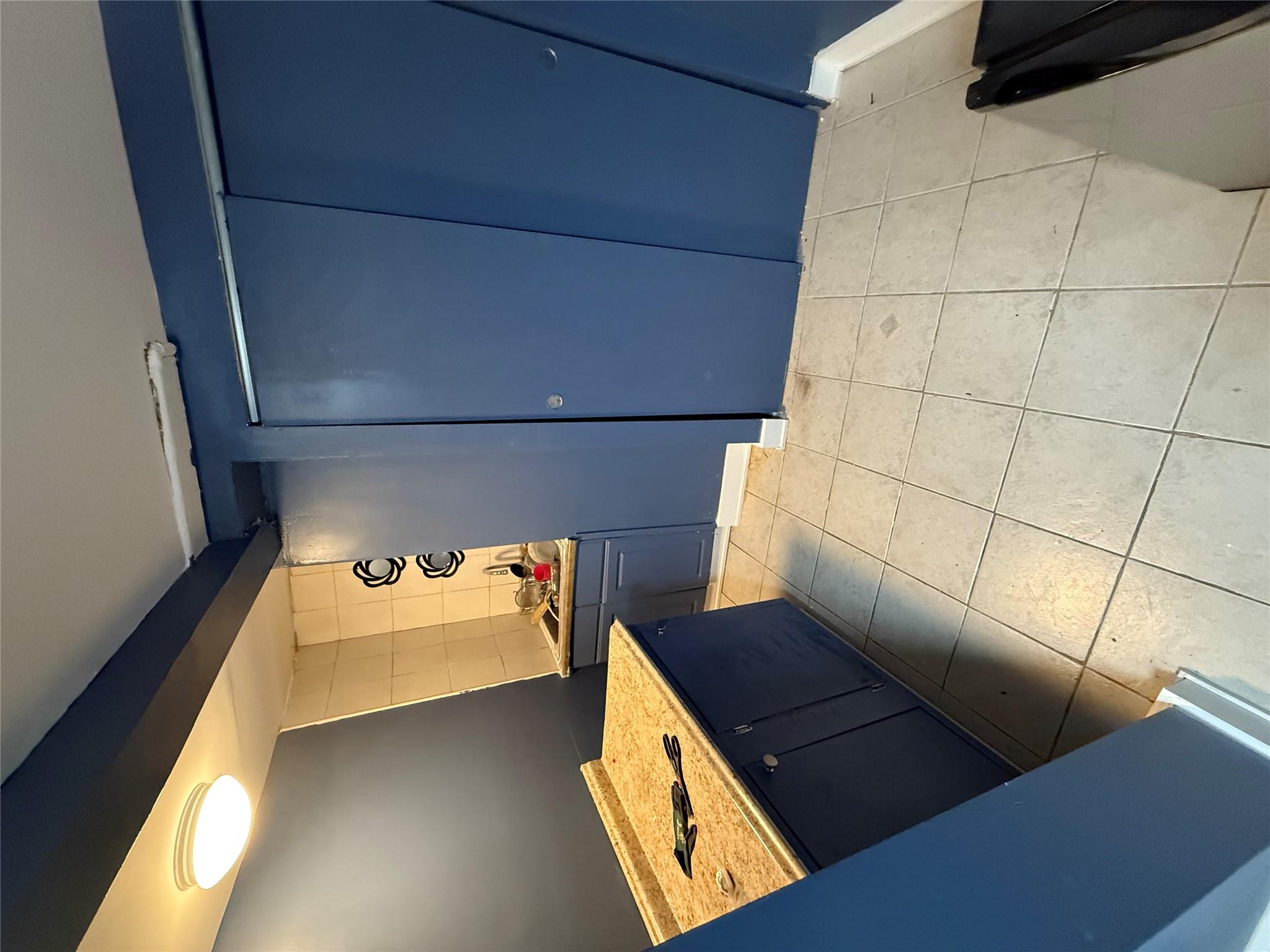 #11 photo, 685 Essex Street, ブルックリン区 Brooklyn , NY 11208