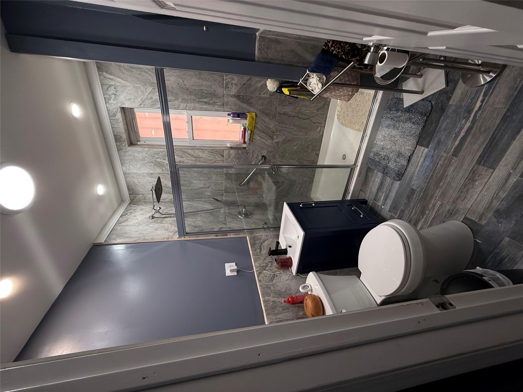 #14 photo, 685 Essex Street, ブルックリン区 Brooklyn , NY 11208