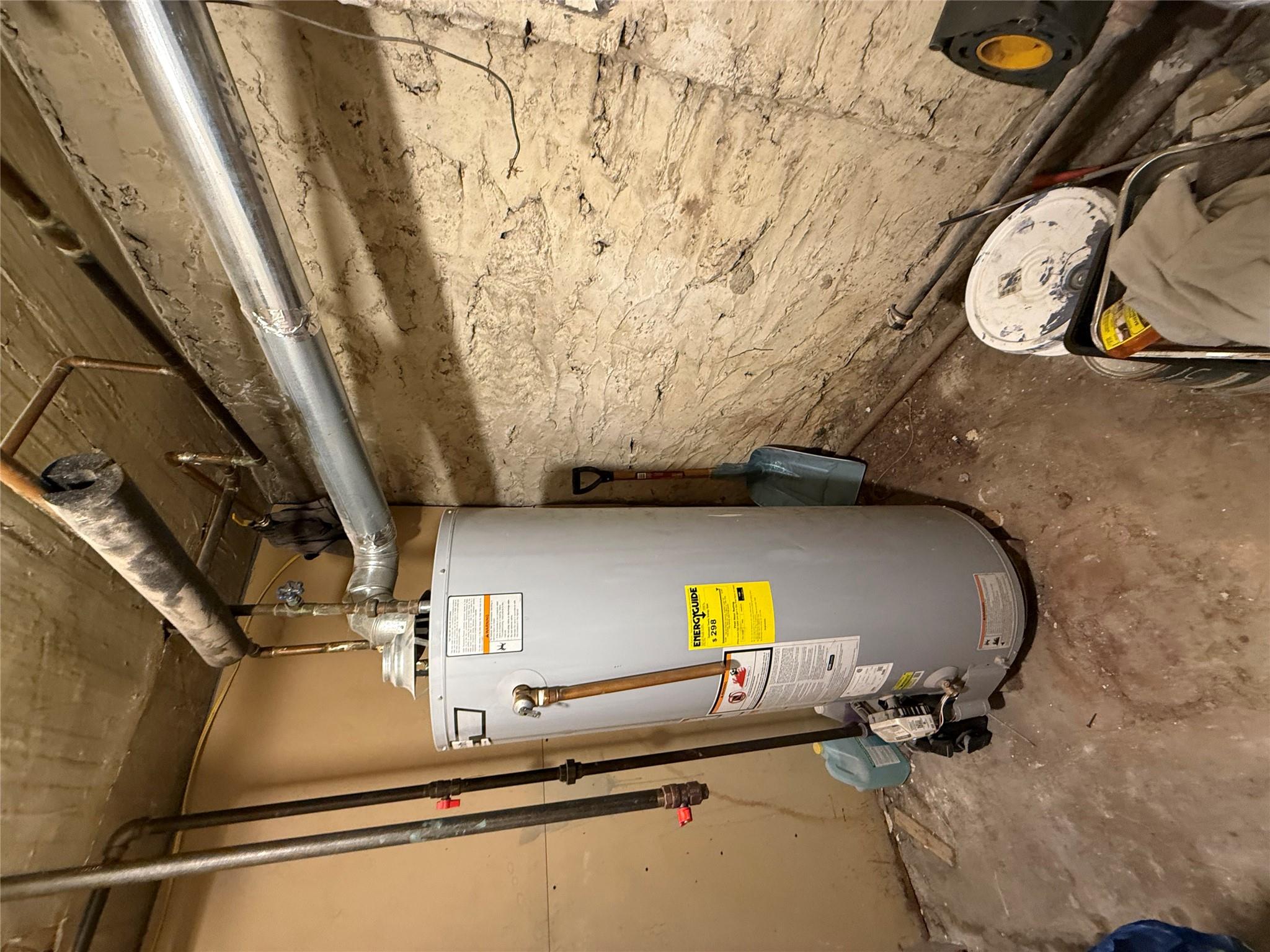 #15 photo, 685 Essex Street, ブルックリン区 Brooklyn , NY 11208