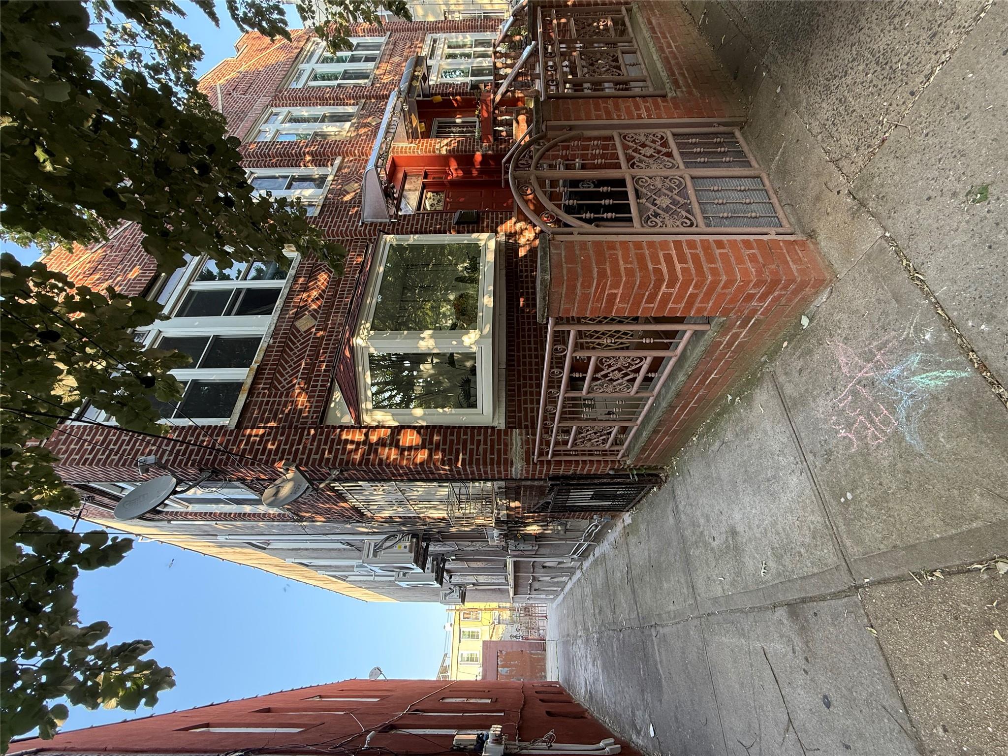 #2 photo, 685 Essex Street, ブルックリン区 Brooklyn , NY 11208