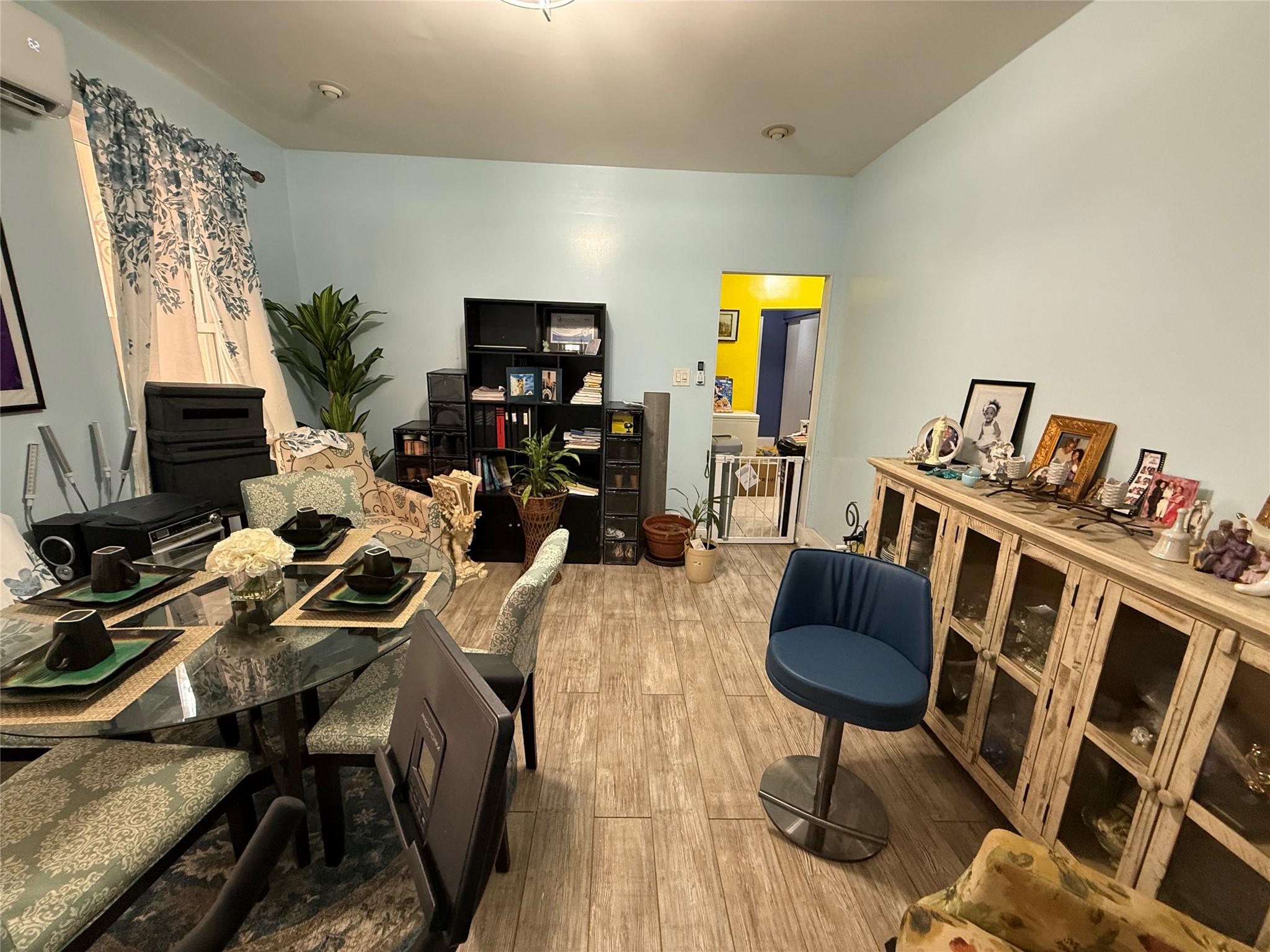 #5 photo, 685 Essex Street, ブルックリン区 Brooklyn , NY 11208