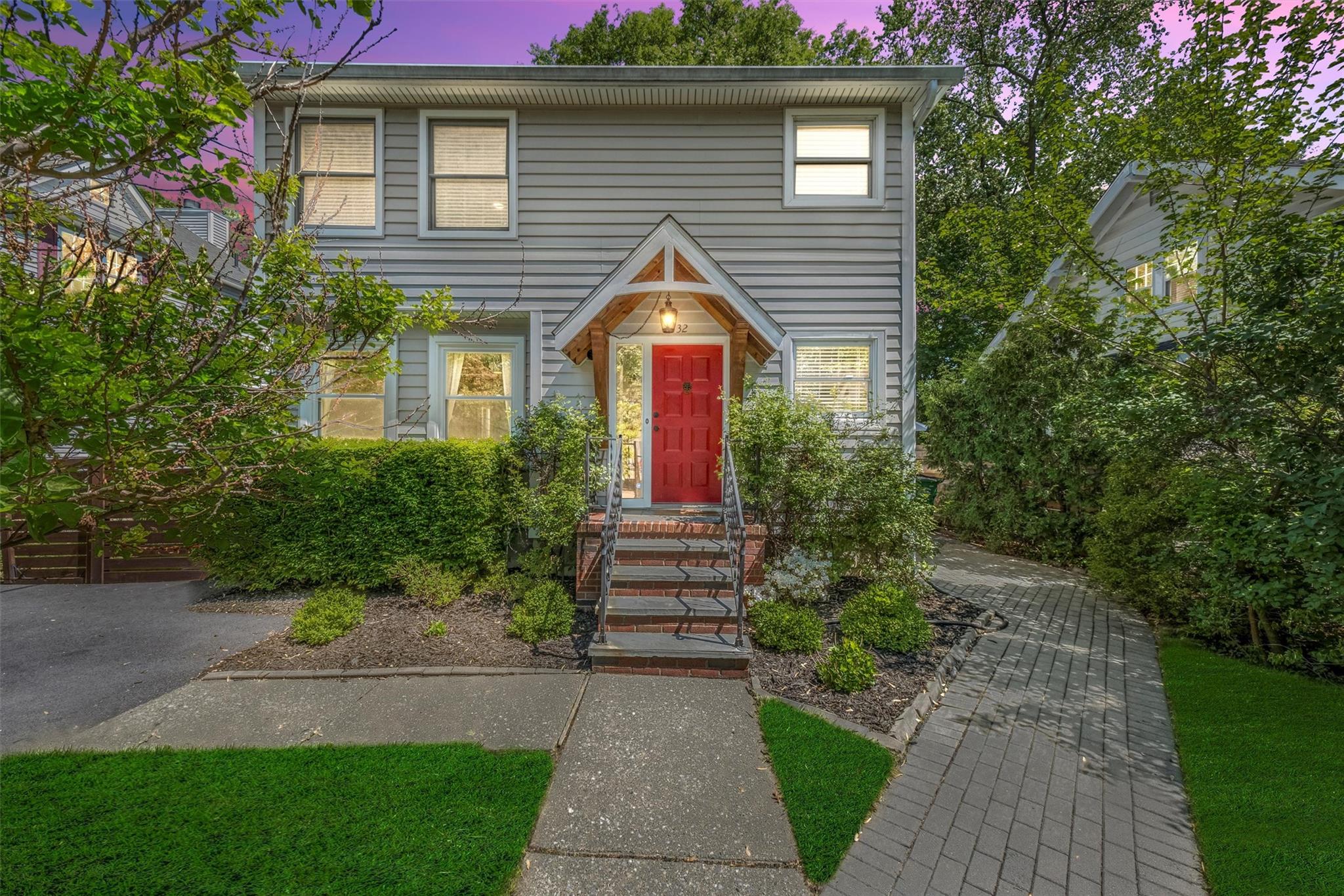 #1 photo, 32 Lafayette Avenue, 紐約州 Beacon , NY 12508