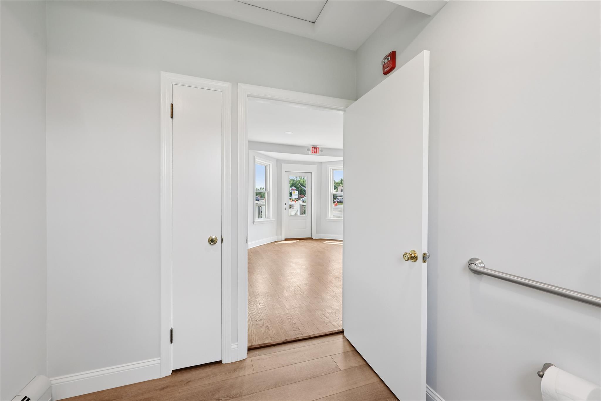 #17 photo, 160 Route 304, Bardonia , NY 10954