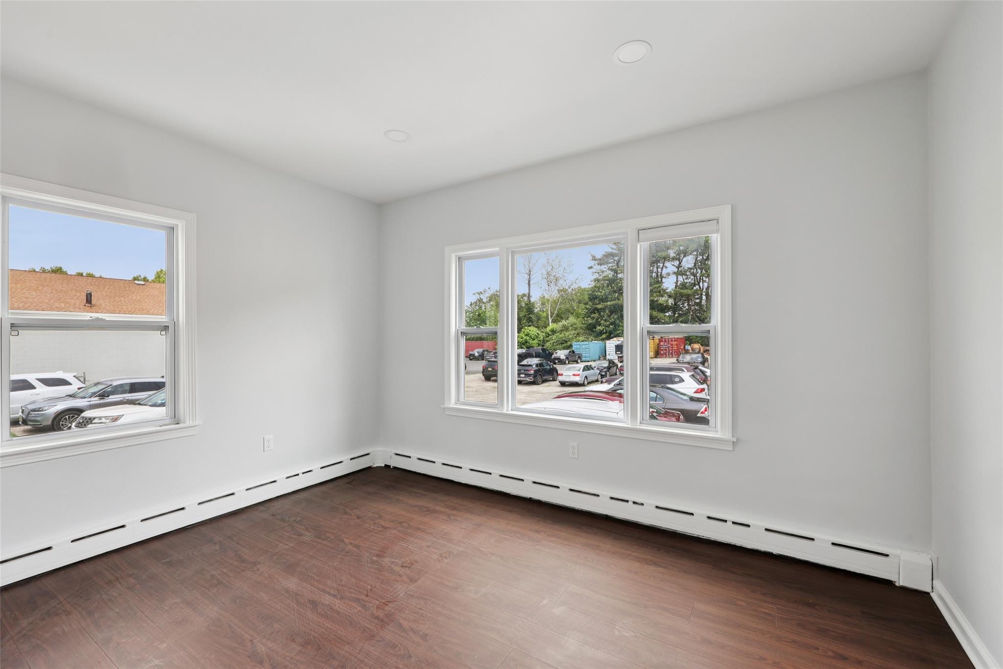 #9 photo, 160 Route 304, Bardonia , NY 10954