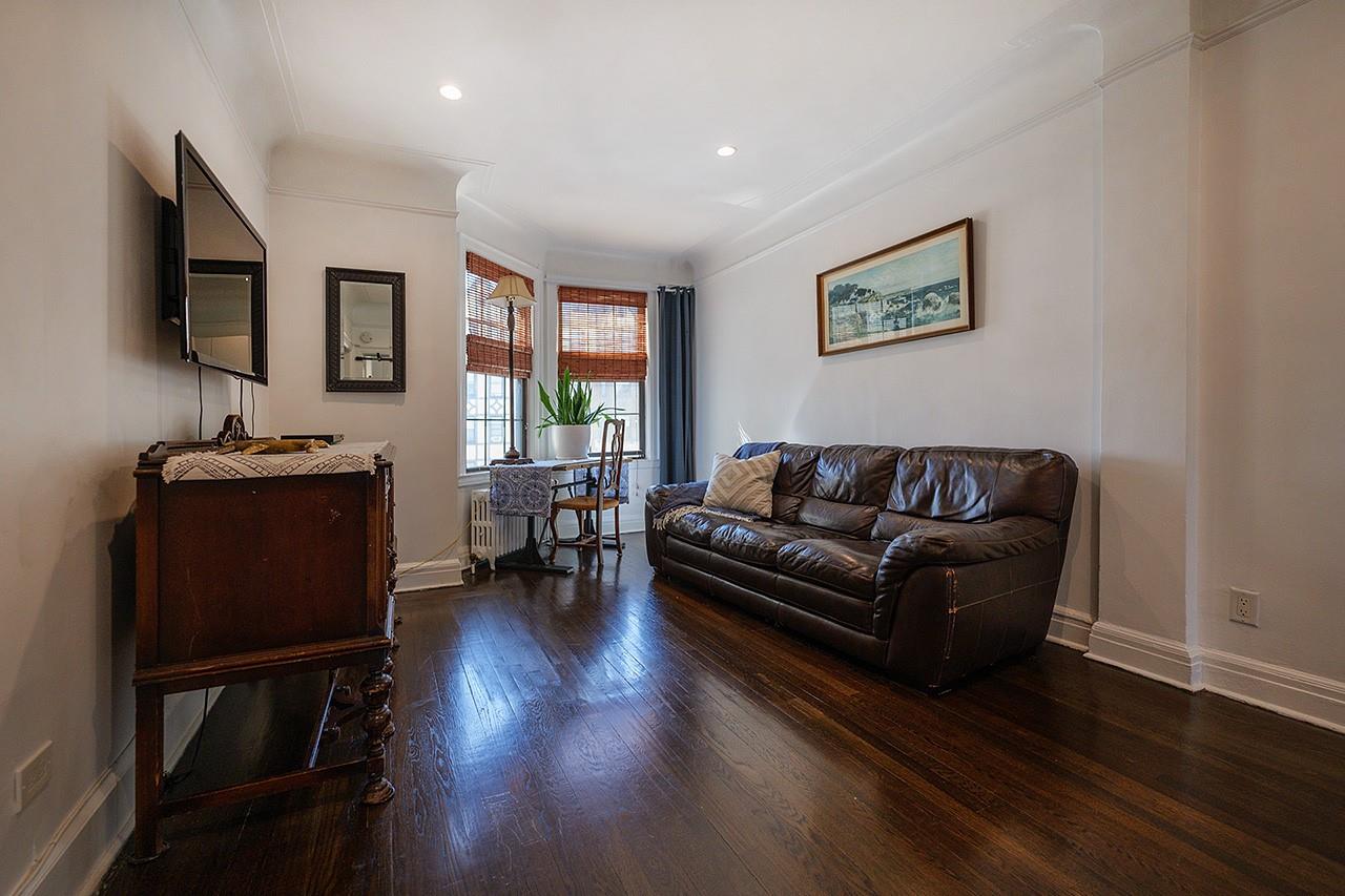 #12 photo, 26 W Pondfield Road, ブロンクス区 Bronxville , NY 10708