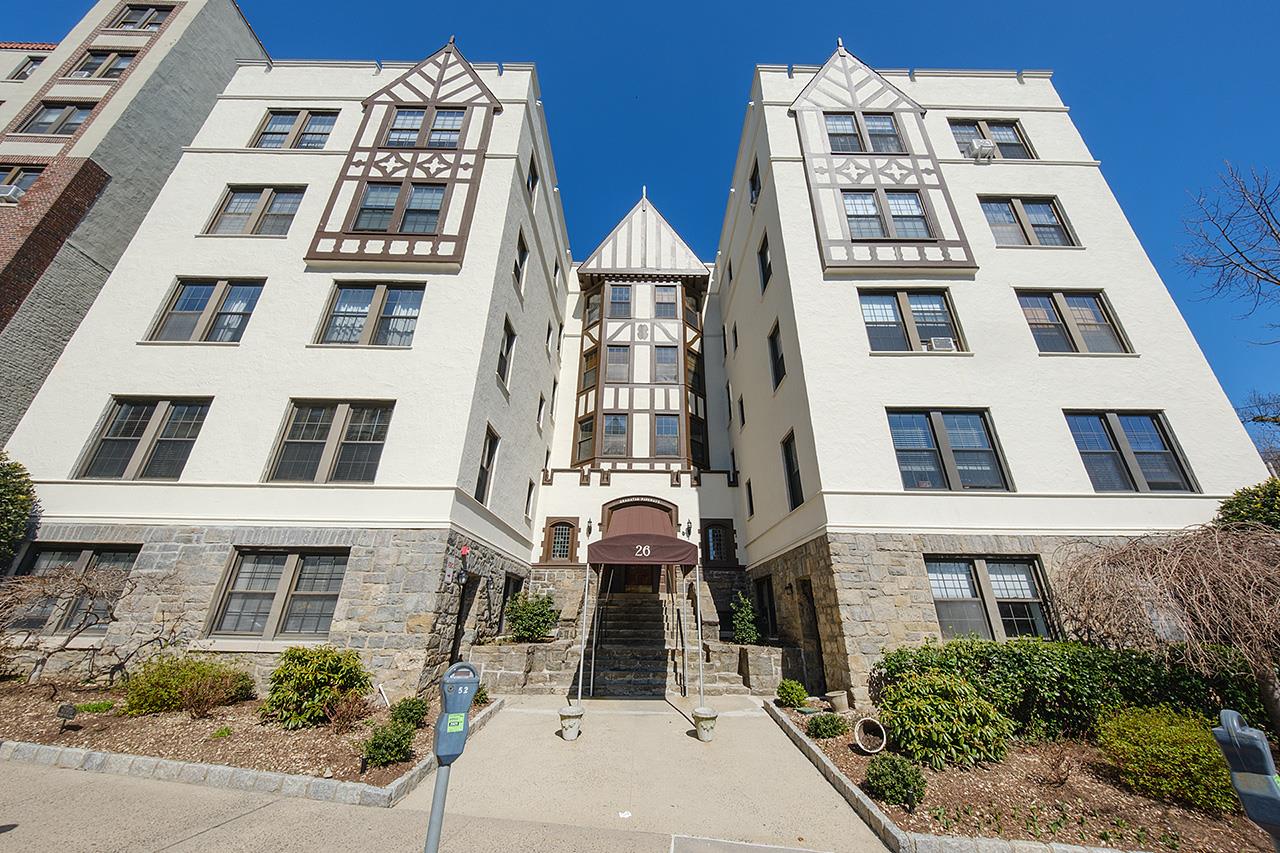 #2 photo, 26 W Pondfield Road, ブロンクス区 Bronxville , NY 10708