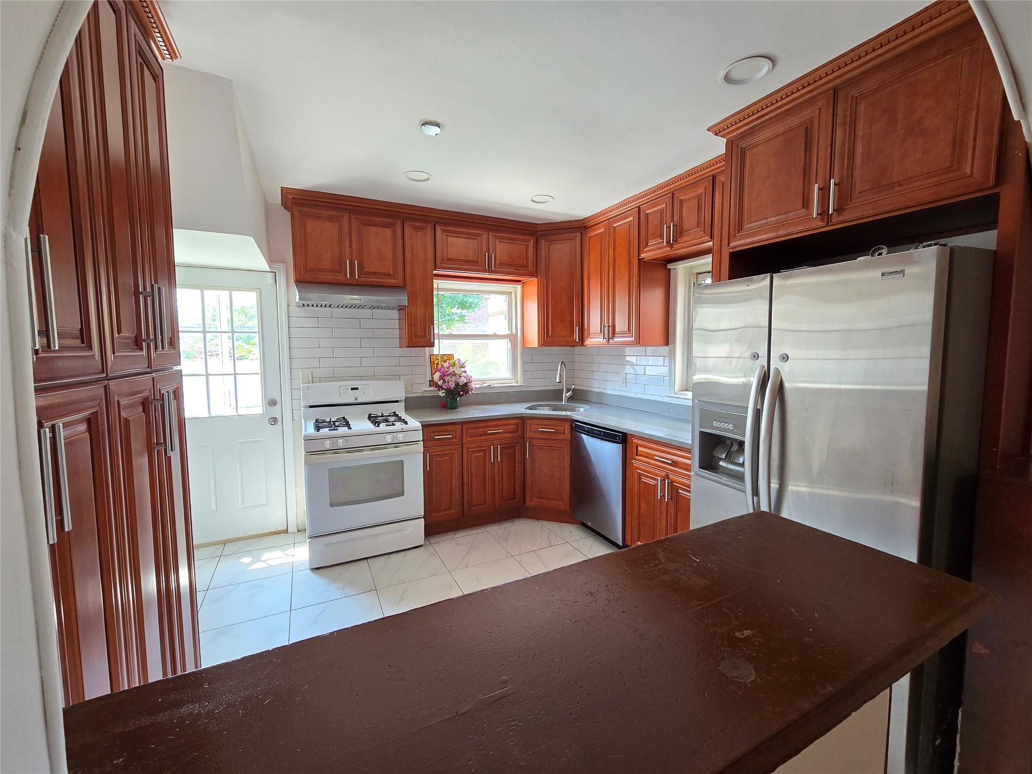 #10 photo, 7610 174th Street, クイーンズ区 Fresh Meadows , NY 11366