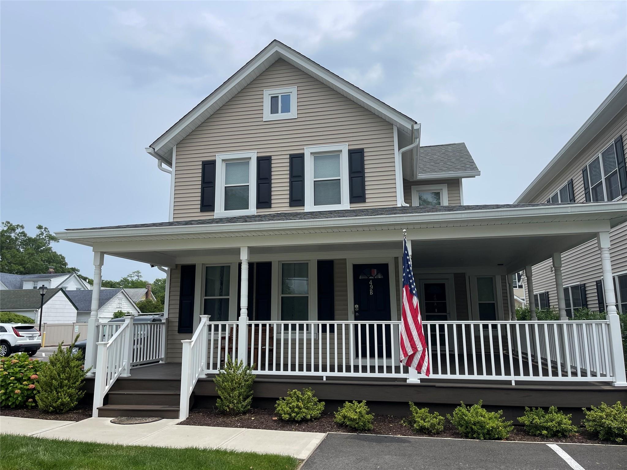 #1 photo, 49 B Park Avenue, 東長島 Amityville , NY 11701