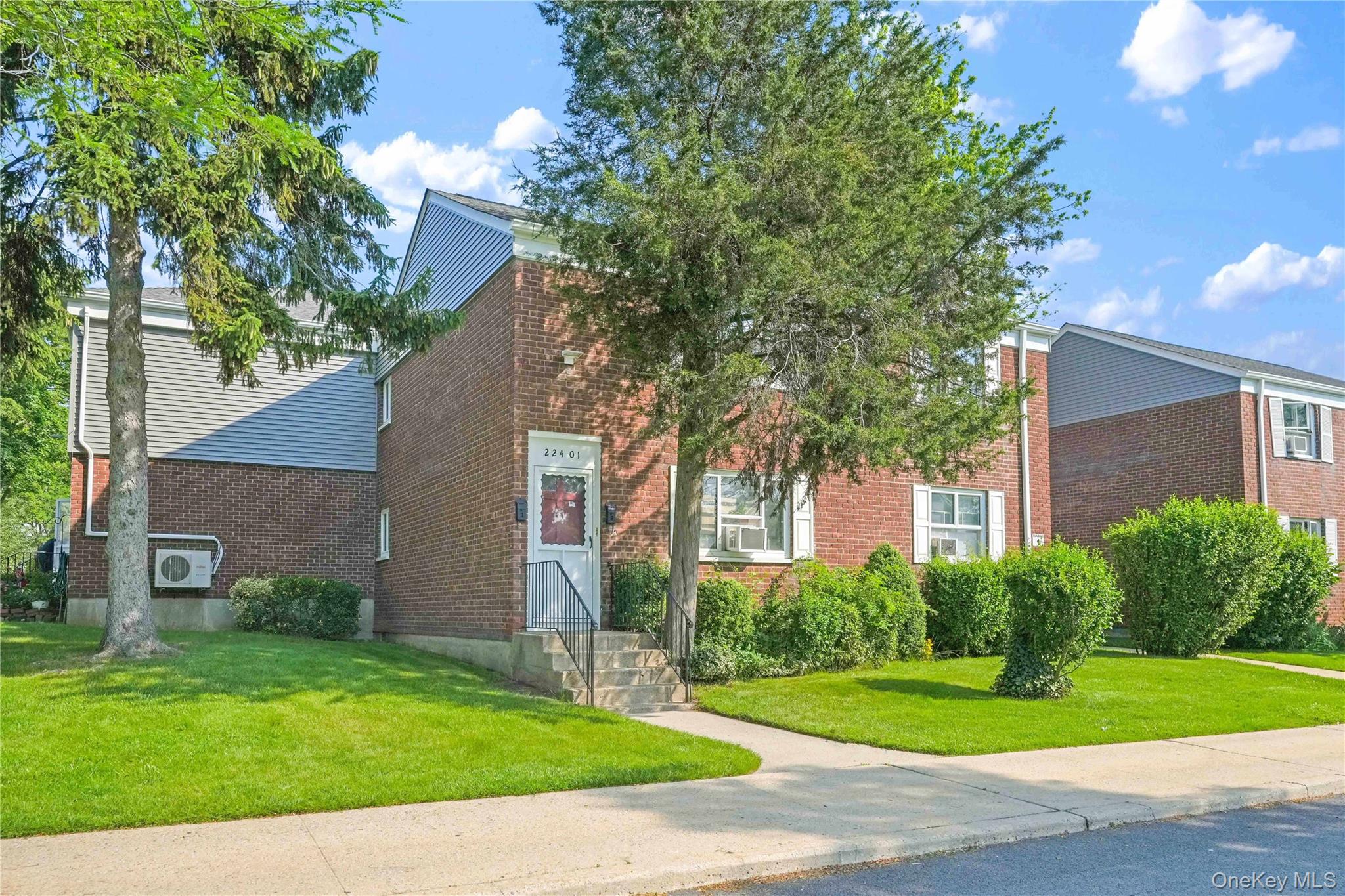 #2 photo, 224-01 Hillside Avenue, Queens Village , NY 11427