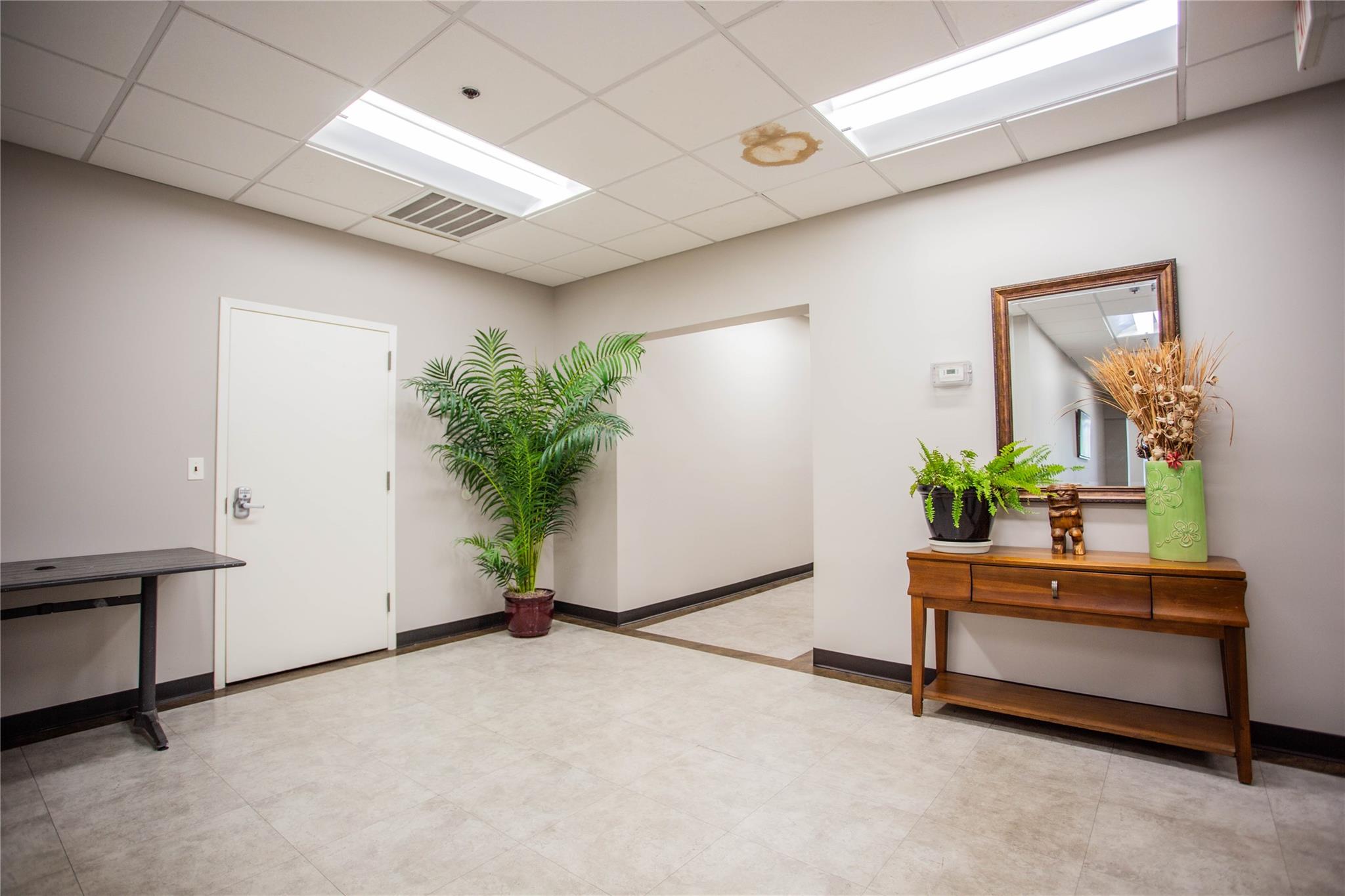 #3 photo, 486 Sunrise Highway, ナッソー郡 Rockville Centre , NY 11570