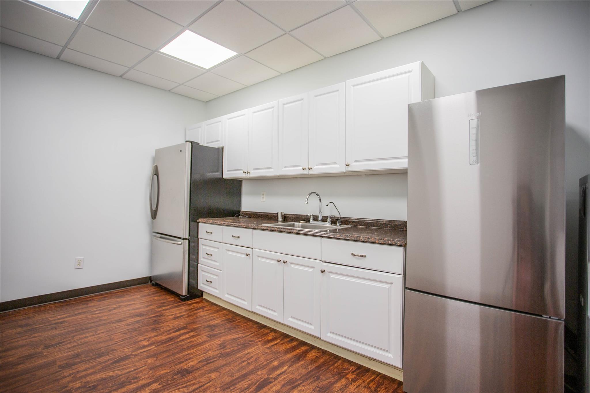 #6 photo, 486 Sunrise Highway, ナッソー郡 Rockville Centre , NY 11570