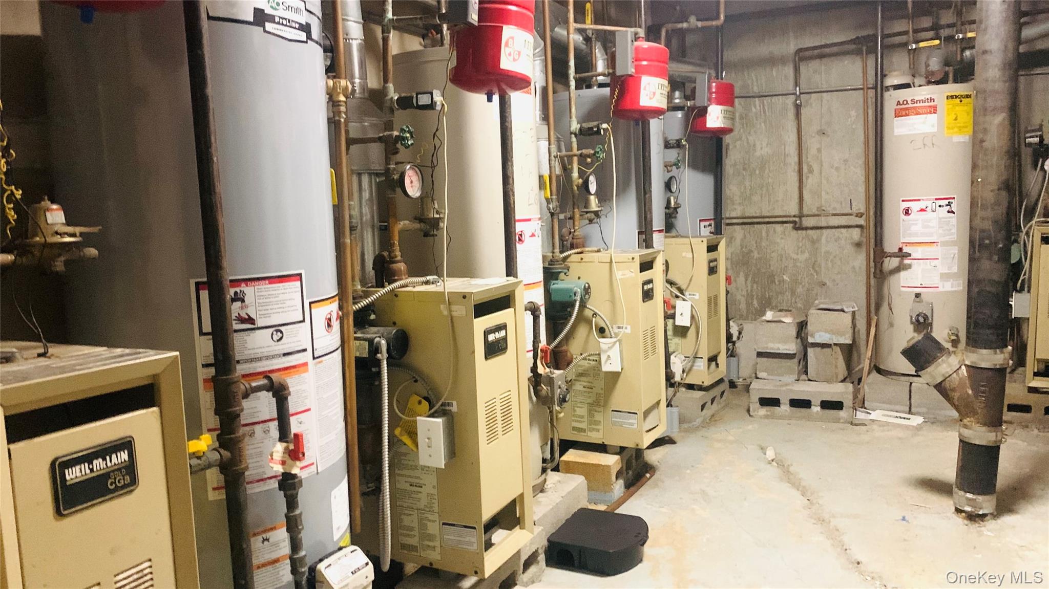 #16 photo, 14102 Pershing Crescent, クイーンズ区 Briarwood , NY 11435