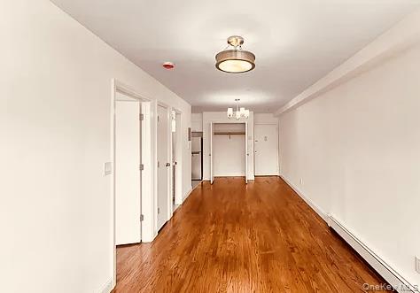 #3 photo, 14102 Pershing Crescent, クイーンズ区 Briarwood , NY 11435