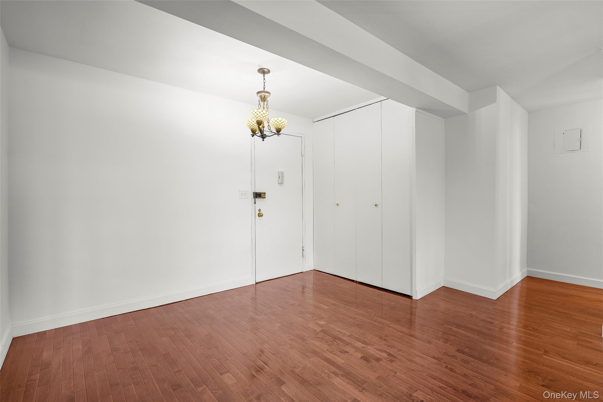 #4 photo, 505 Central Avenue, White Plains , NY 10606