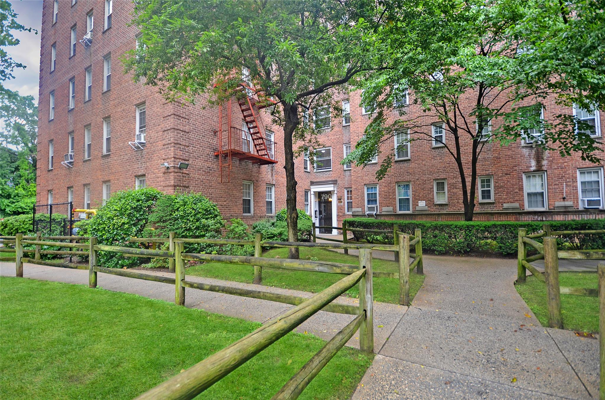 #11 photo, 790 Bronx River Road, 布朗士 Bronxville , NY 10708