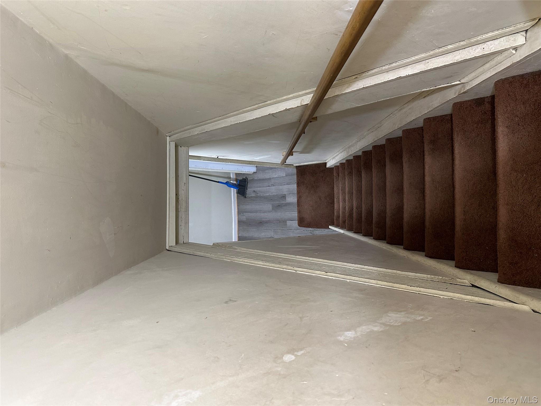 #20 photo, 80 N Montgomery Street, Walden , NY 12586