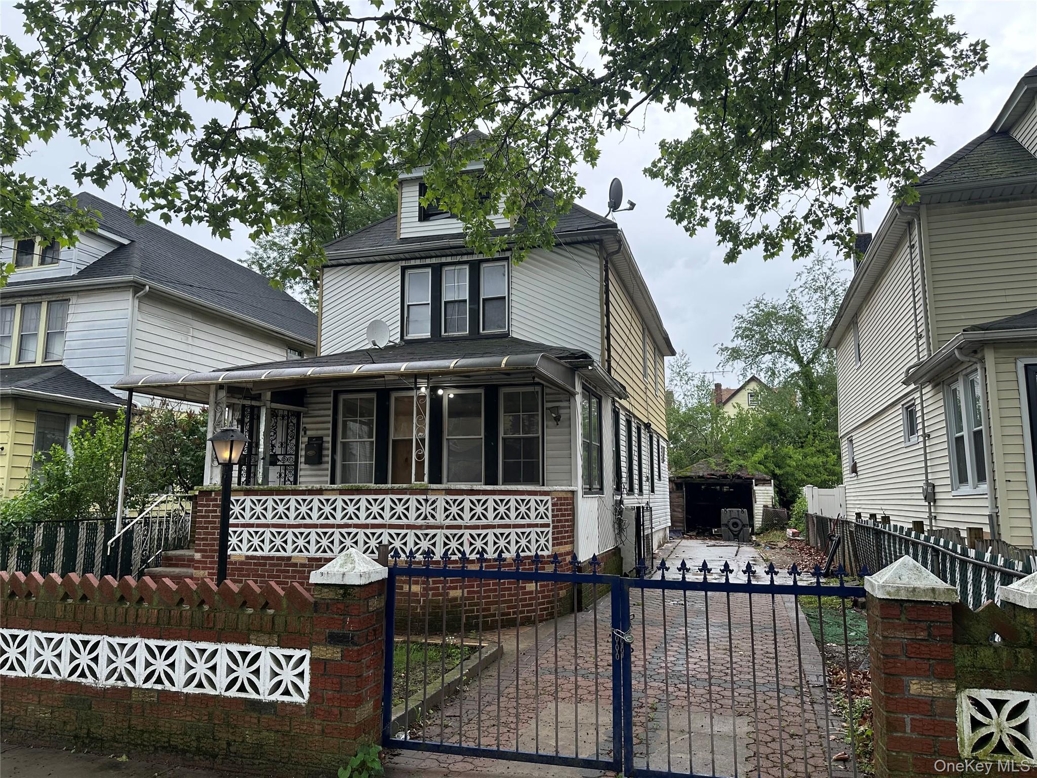 #1 photo, 191-44 113 Avenue, Saint Albans , NY 11412