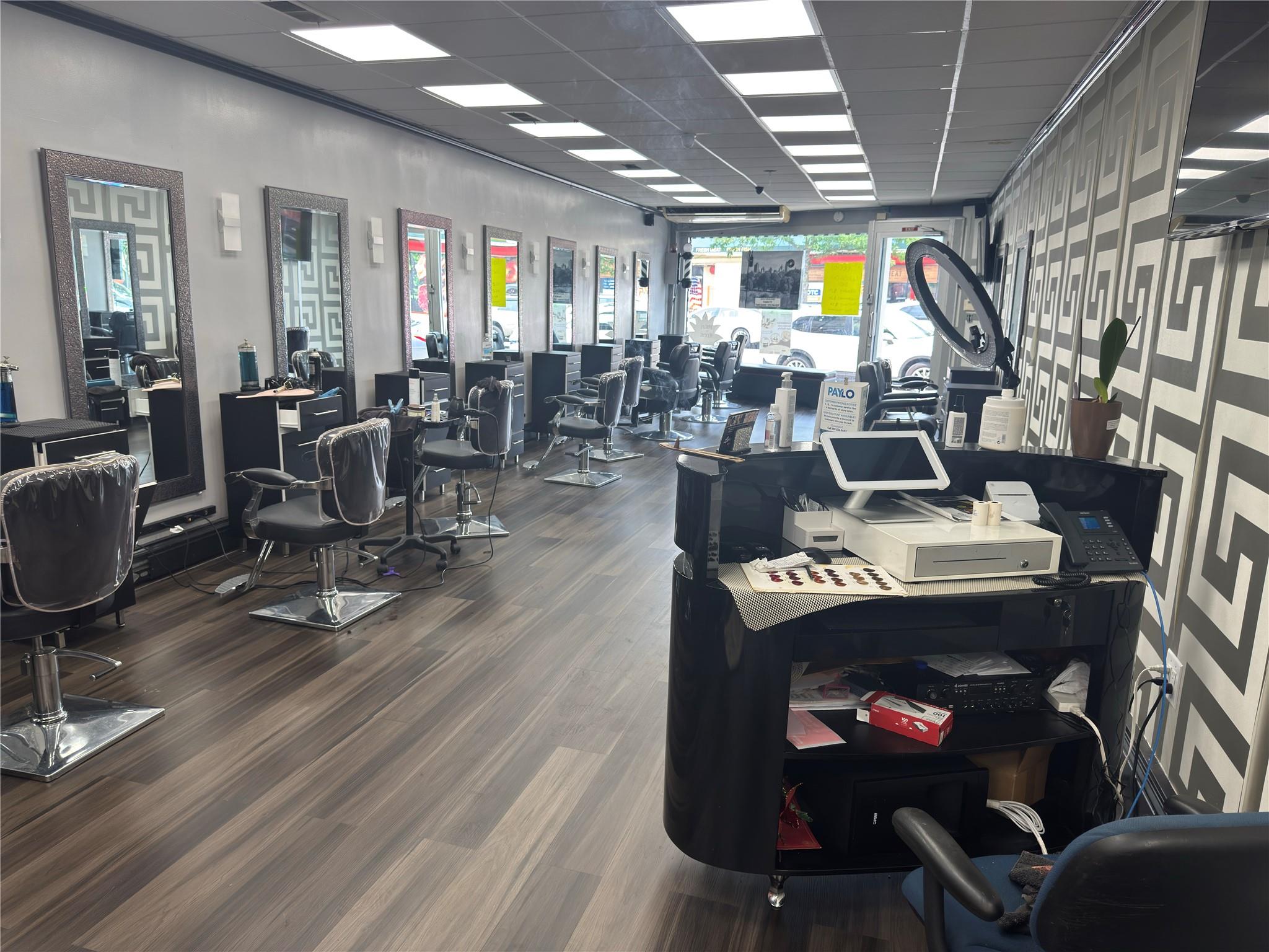 #8 photo, 19920 Hollis Avenue, クイーンズ区 Saint Albans , NY 11412