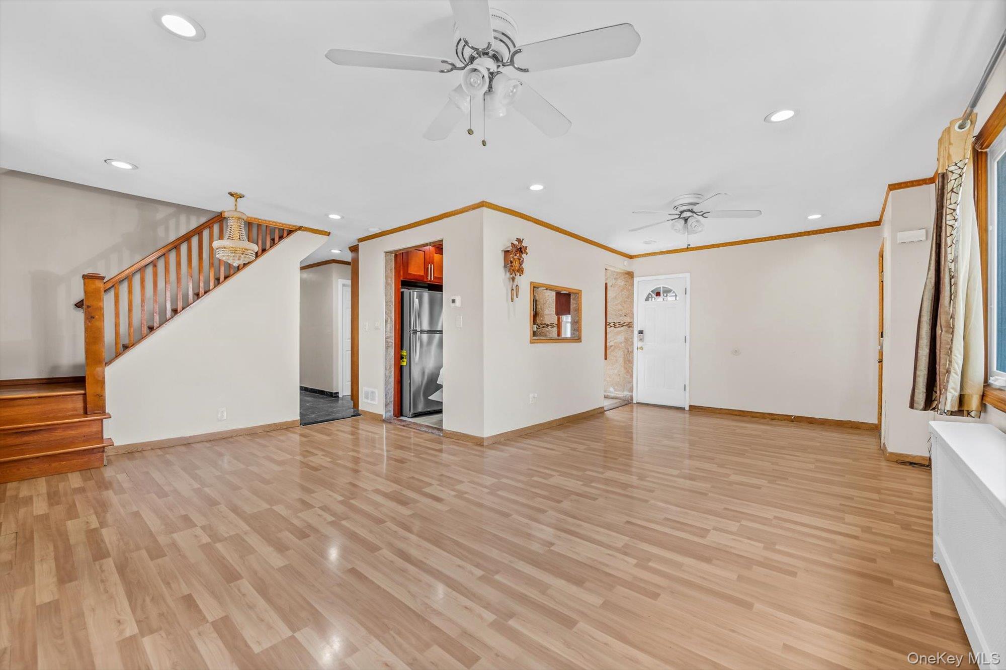 #7 photo, 8017 252nd Street, Bellerose , NY 11426