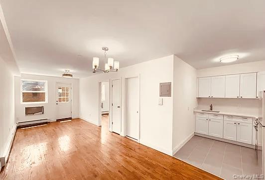 #2 photo, 141-04 Pershing Crescent, クイーンズ区 Briarwood , NY 11435