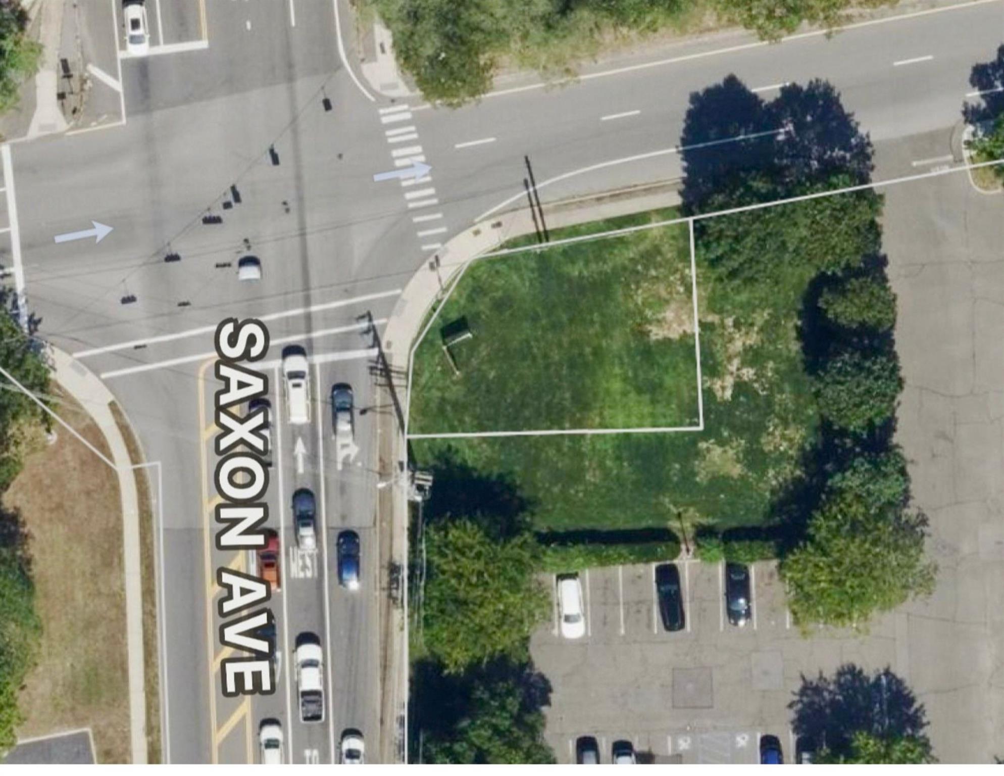 #4 photo, Saxon Avenue, サフォーク郡 Bay Shore , NY 11706