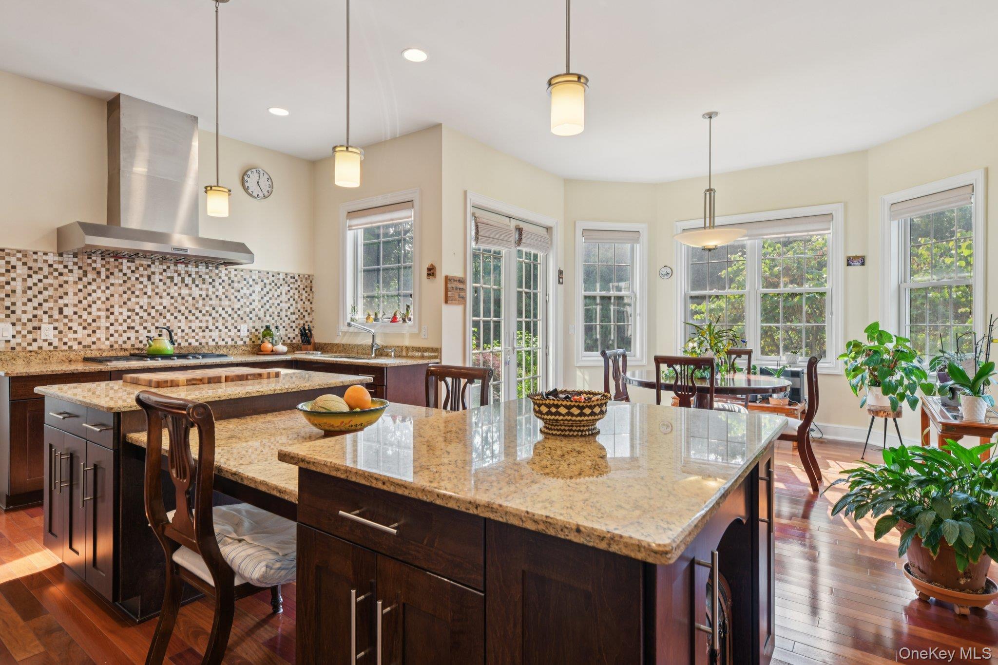 #10 photo, 4 Celestial Court, サフォーク郡 Saint James , NY 11780